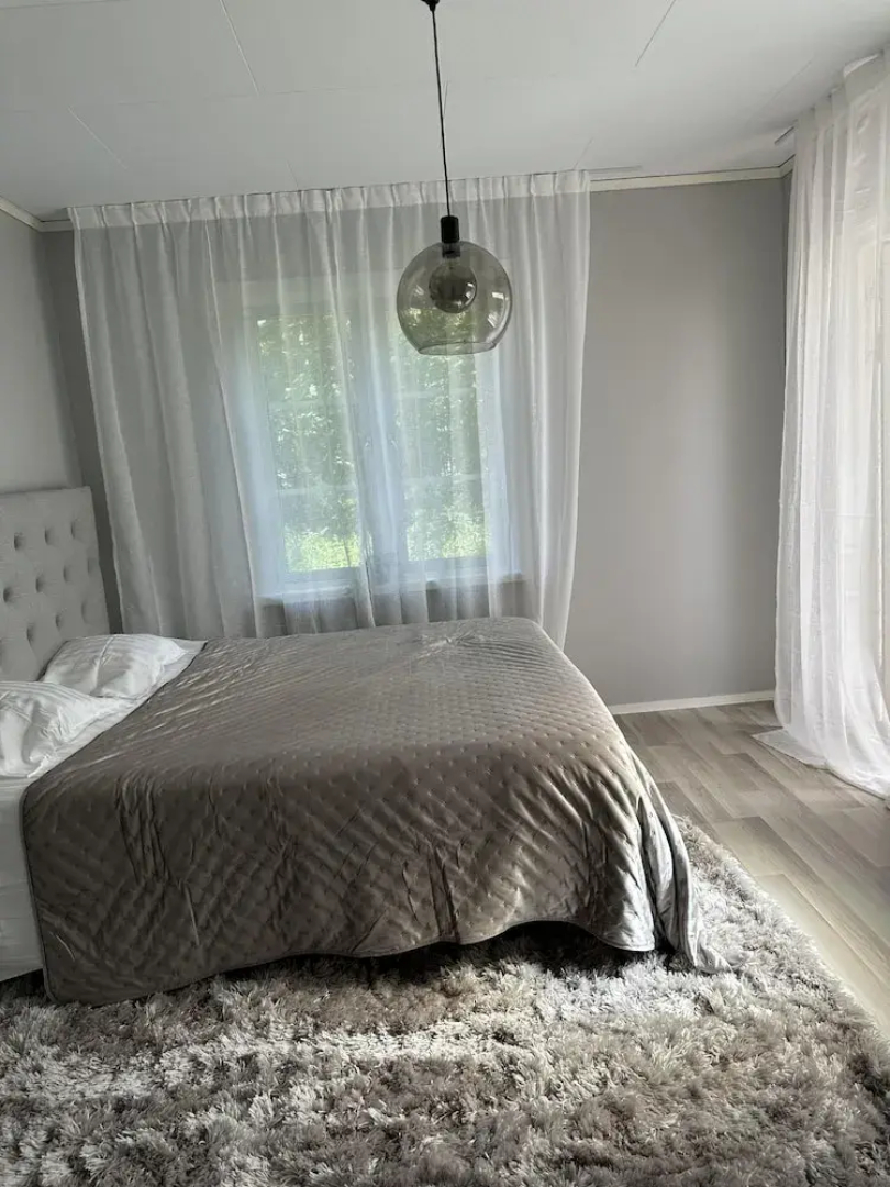 Stockholm - 5-beds - Sleeps 12 - Garden