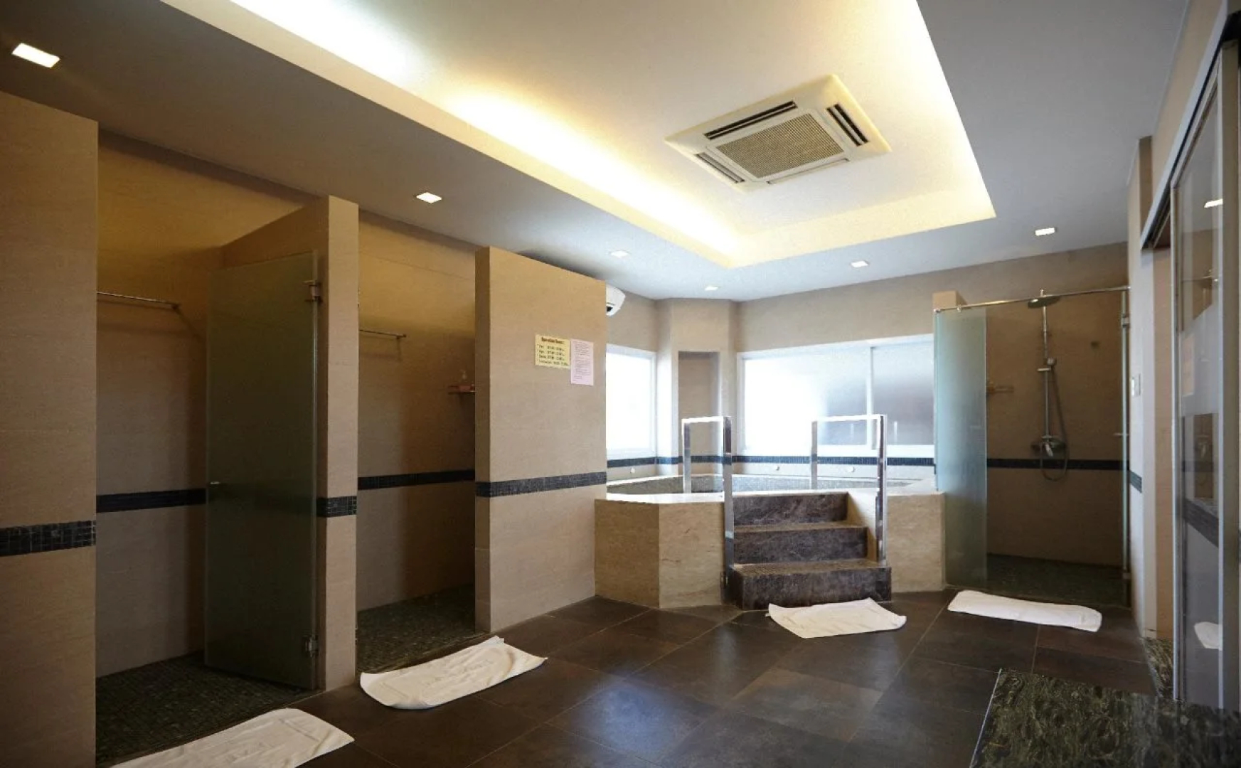 Lao Plaza Hotel