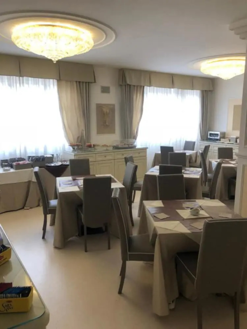 Green Park Hotel