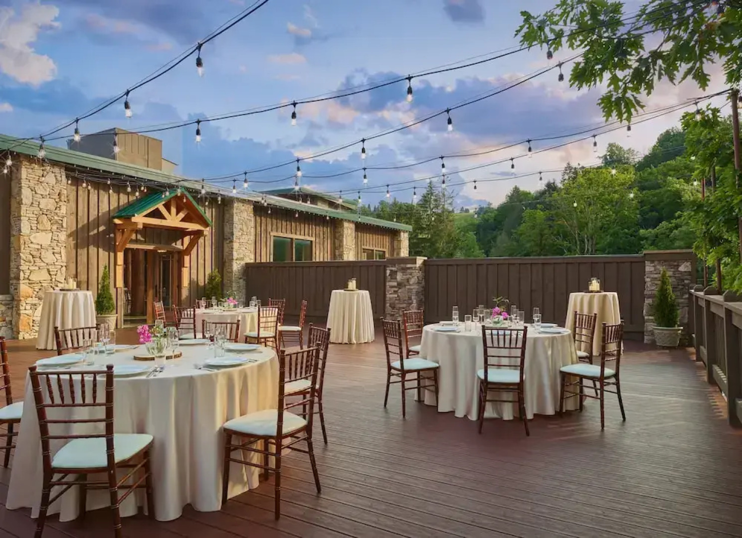 Slopeside Hotel by Seven Springs Resort