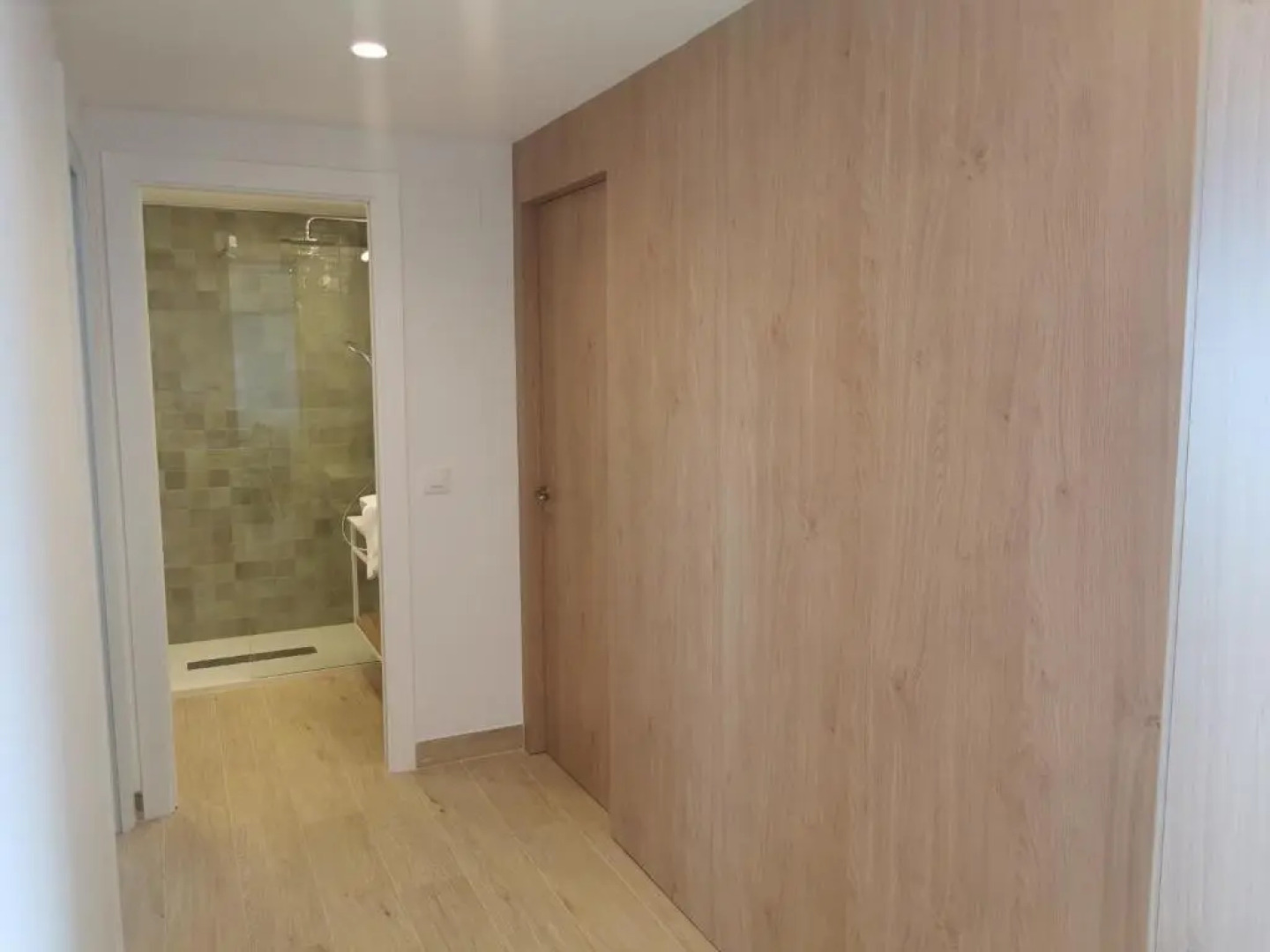 Apartaments Primera Linea Torre Valentina