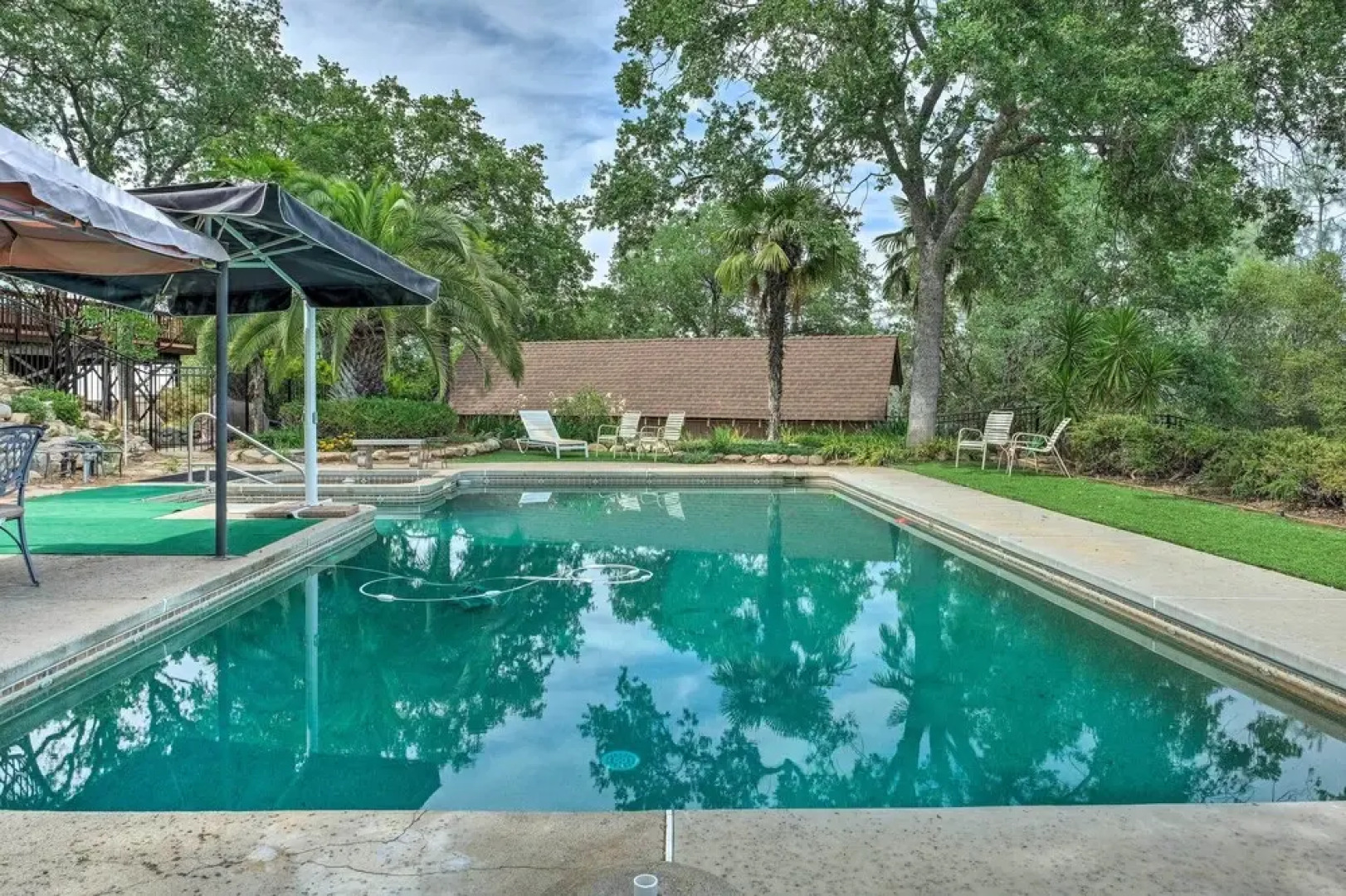 Unique 'yosemite Mountaintop Retreat' on 100 Acres