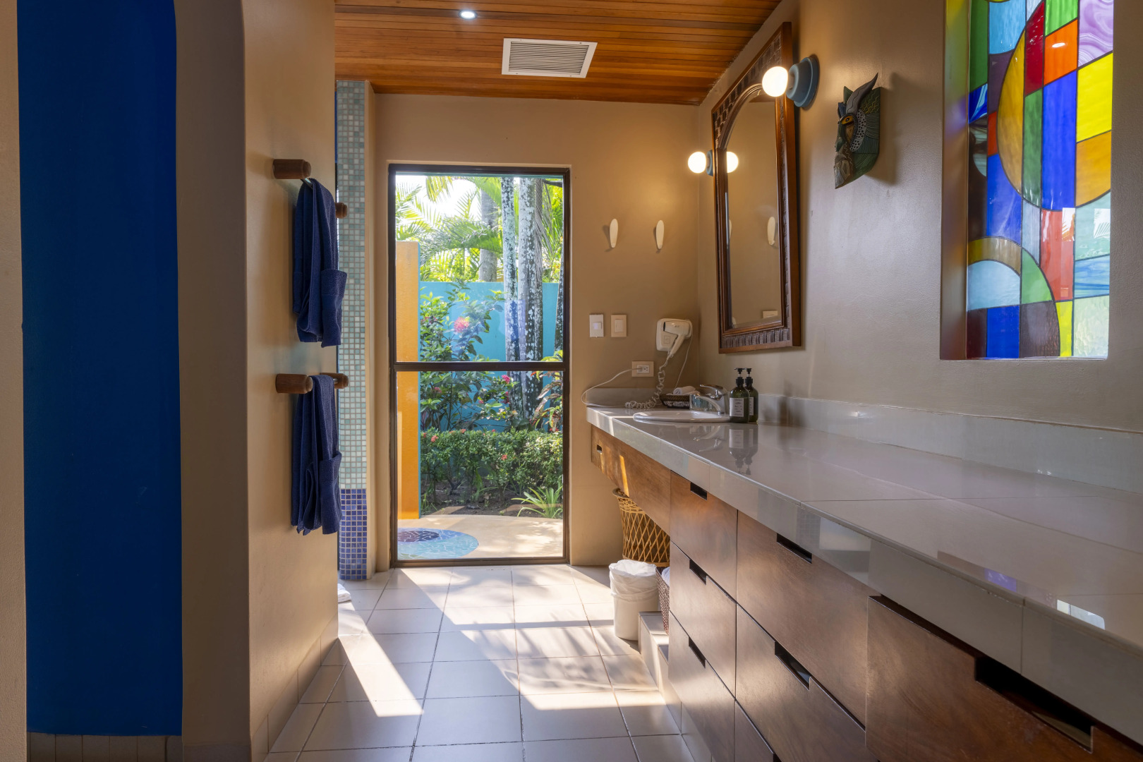 Alma Del Pacifico Beach Hotel & Spa