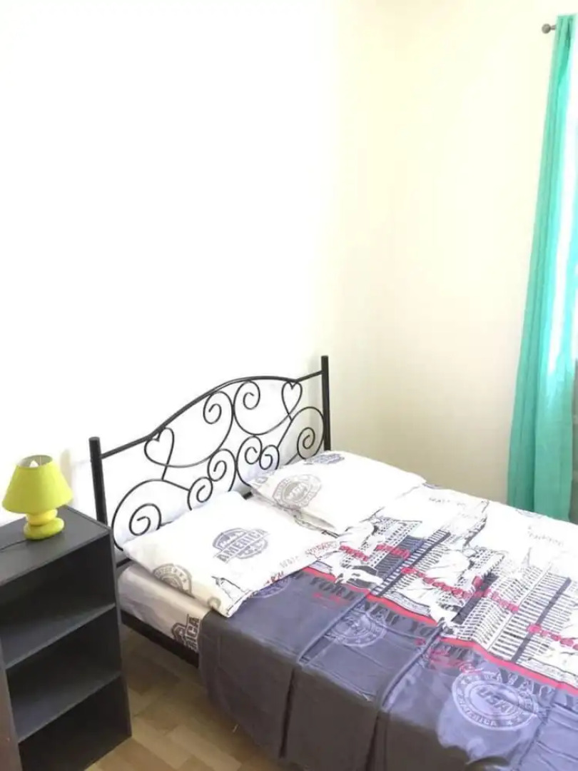 Remarkable 2-Bed House