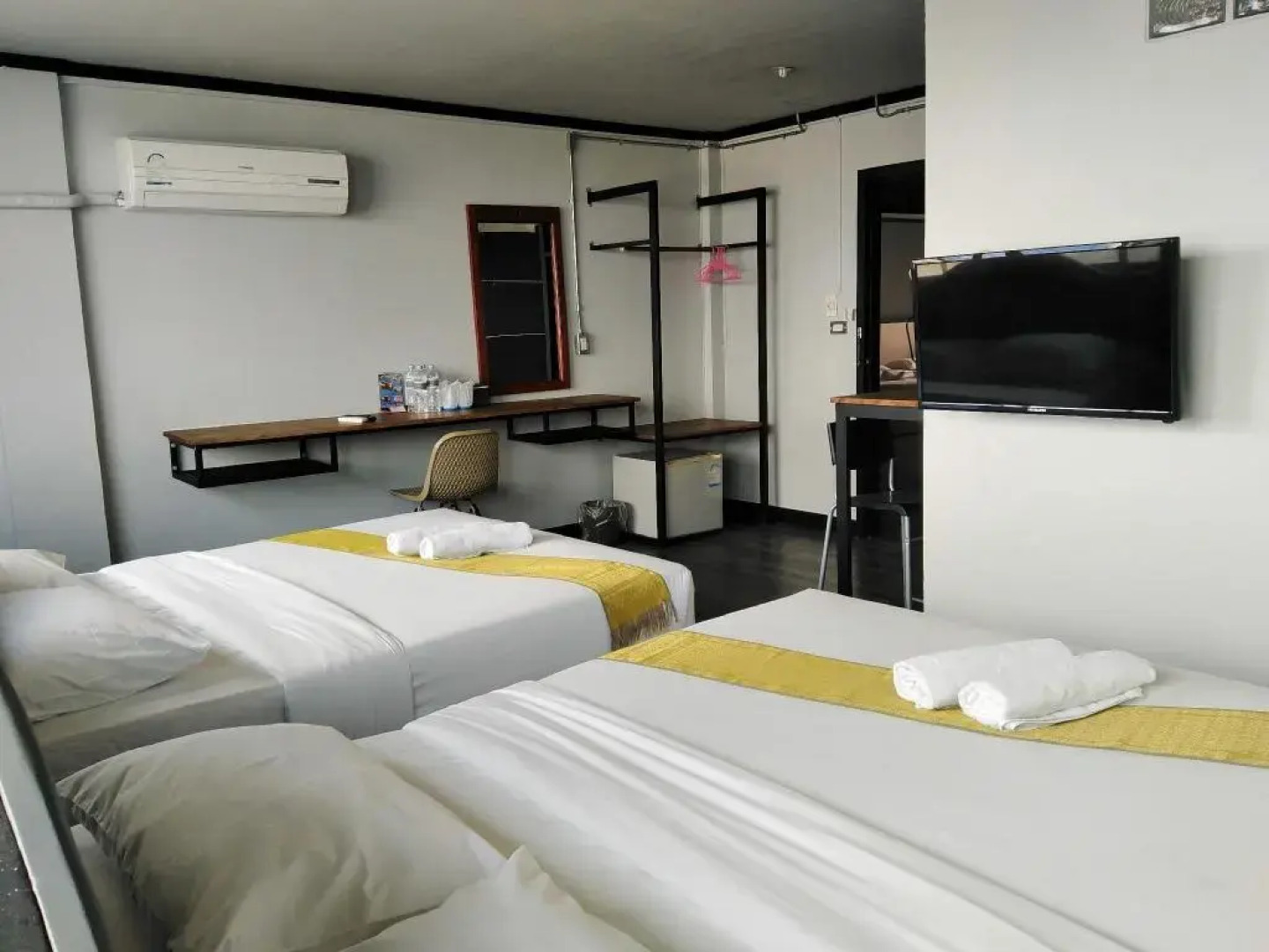 Pimpimarn Beach Hotel