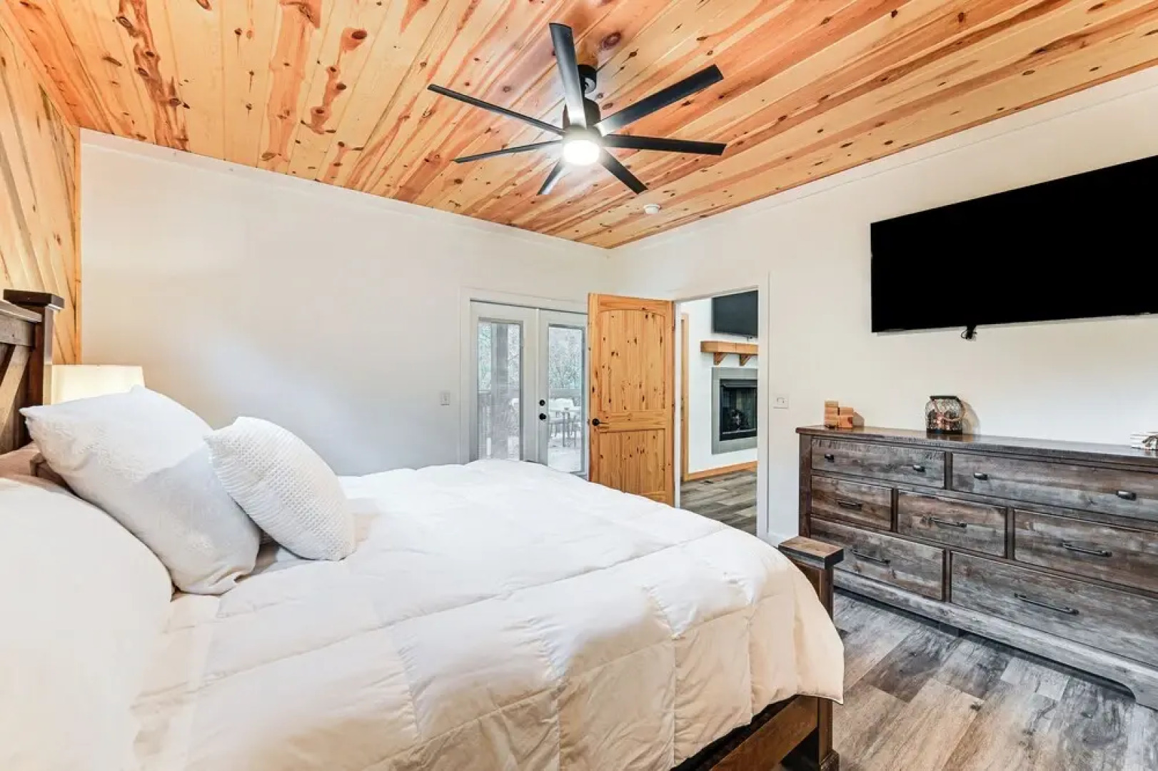 6 Mi to Broken Bow Lake: Home w/ Game Room!