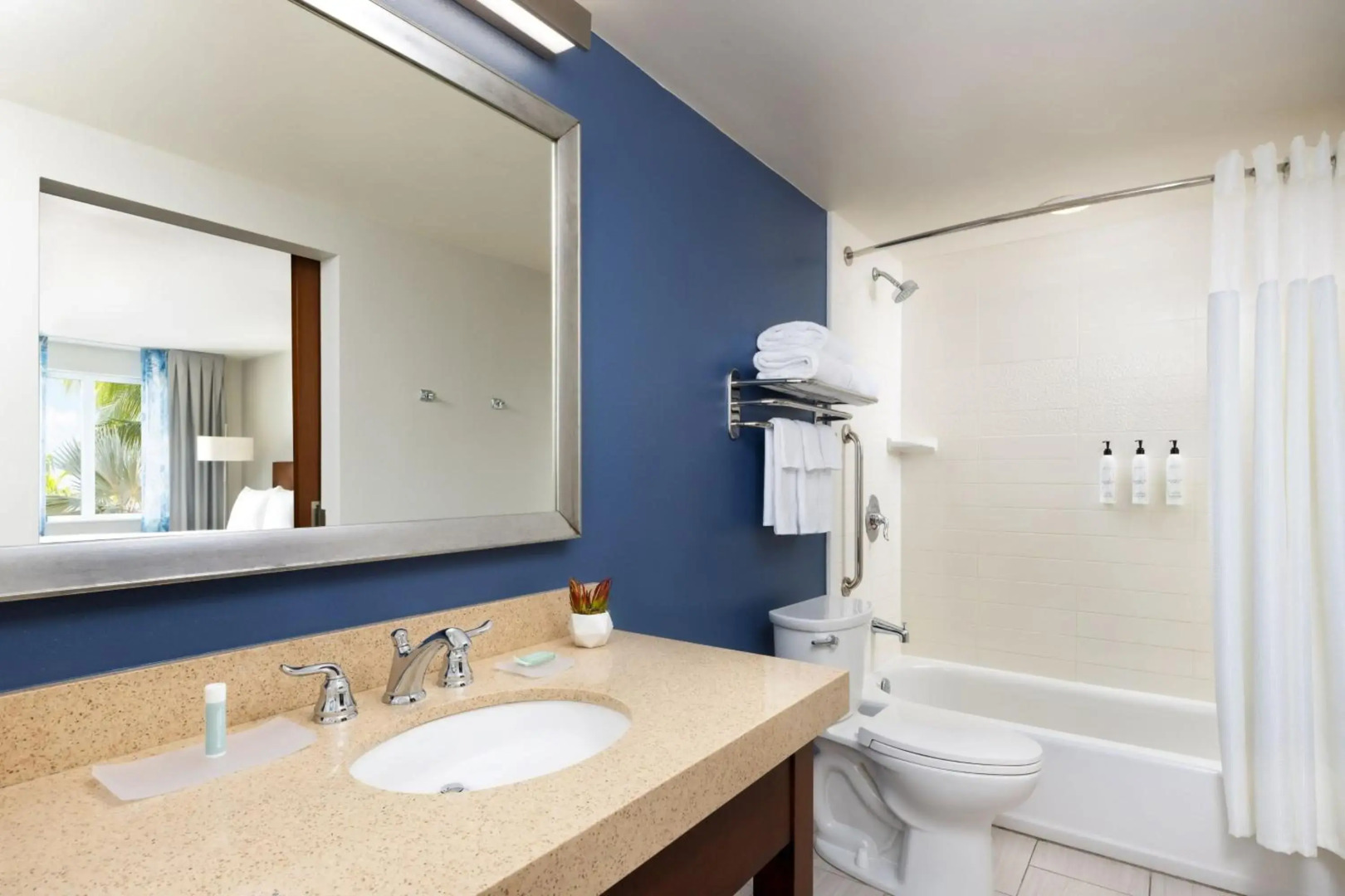 Fairfield Inn & Suites by Marriott Key West at the Keys Collection