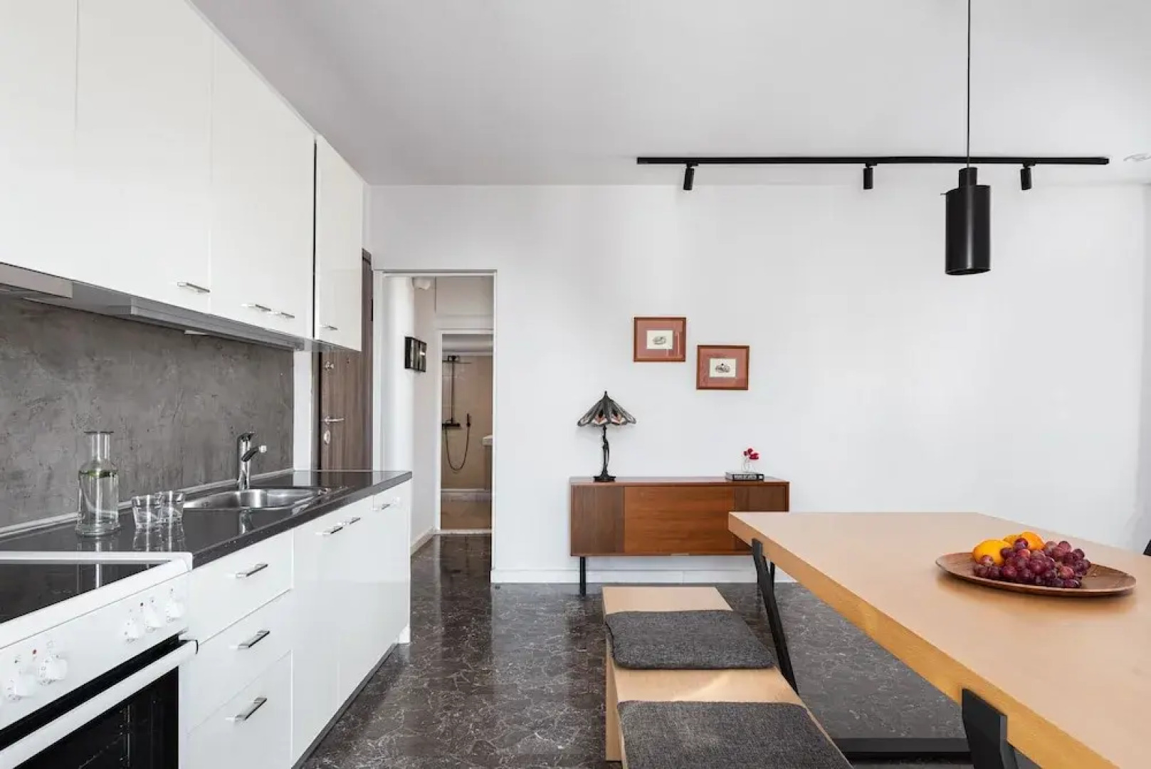 Sea View Beach Penthouse – Athens Coast