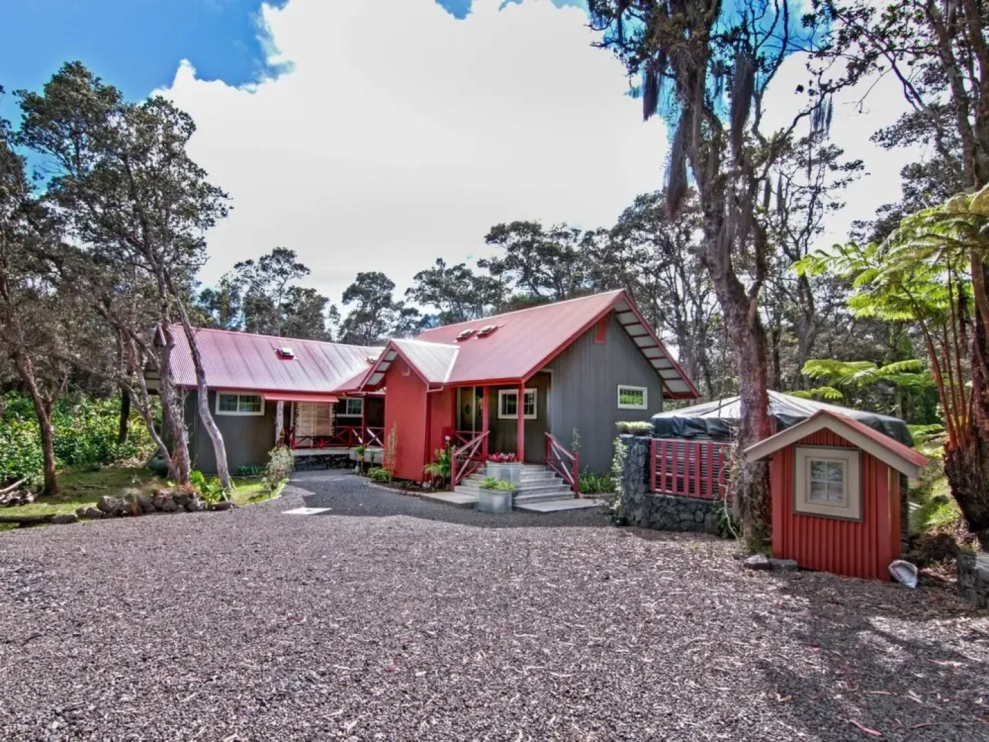 Volcano Village Estates