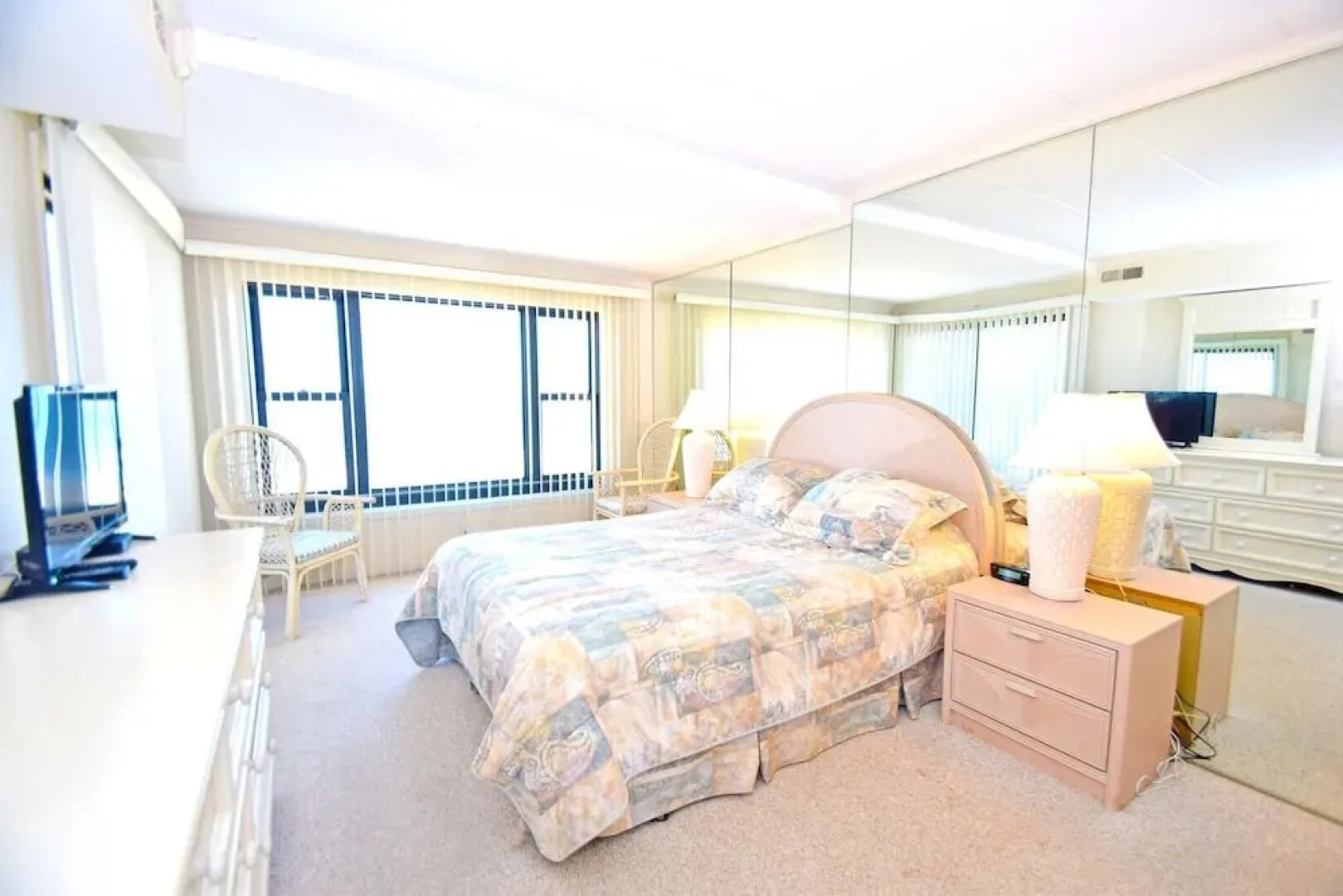 Diamond Beach 414 3 Bedroom Condo by RedAwning