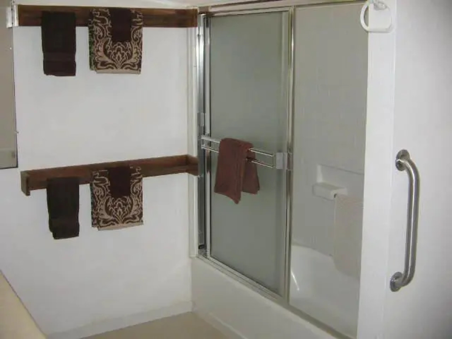 Holmes Sweet Home Bed and Breakfast