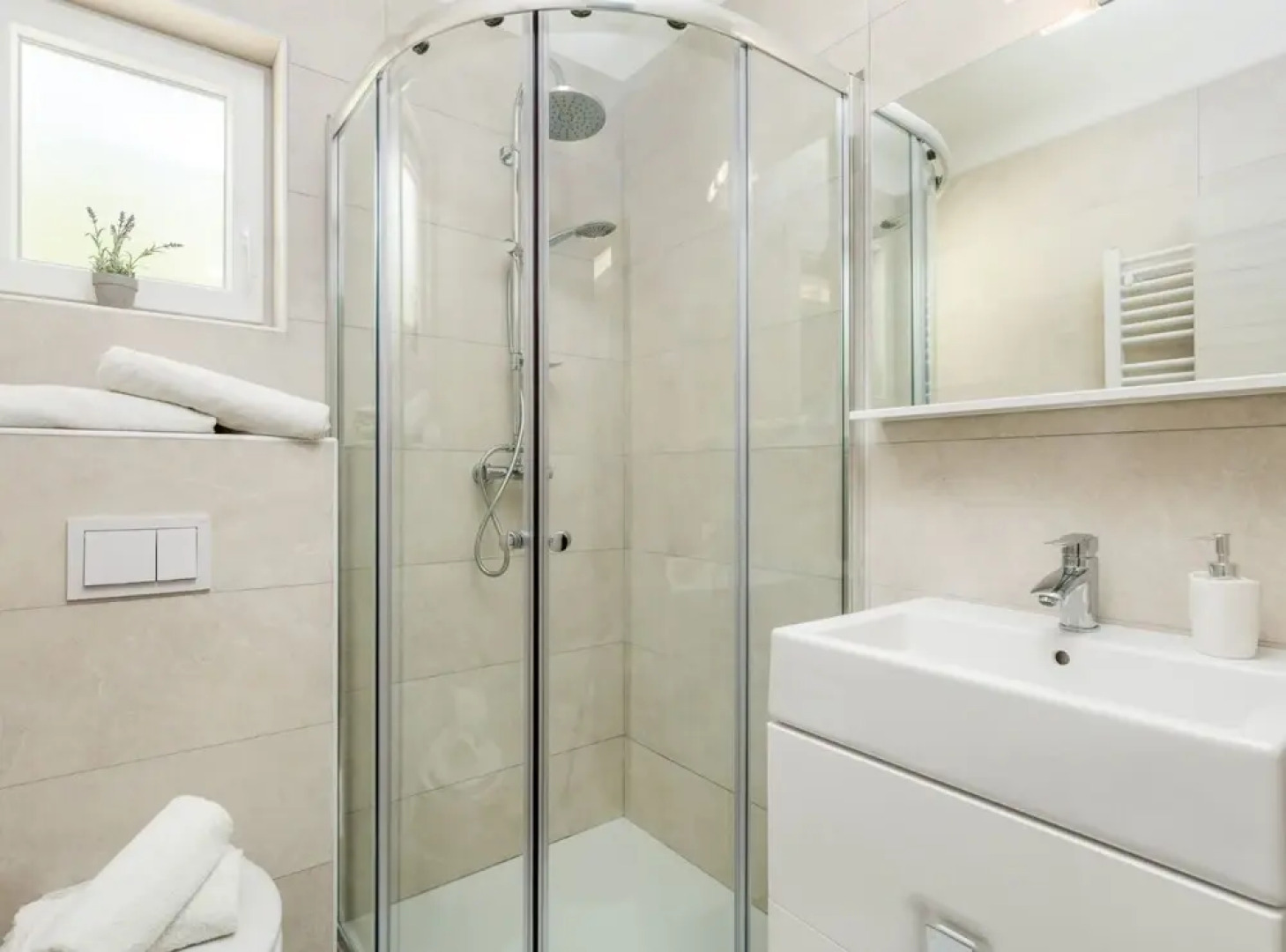 Sunny Beachfront Jablanac Apartments