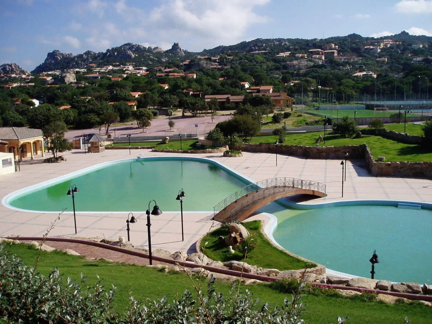 Villette Close Up Rena Majore