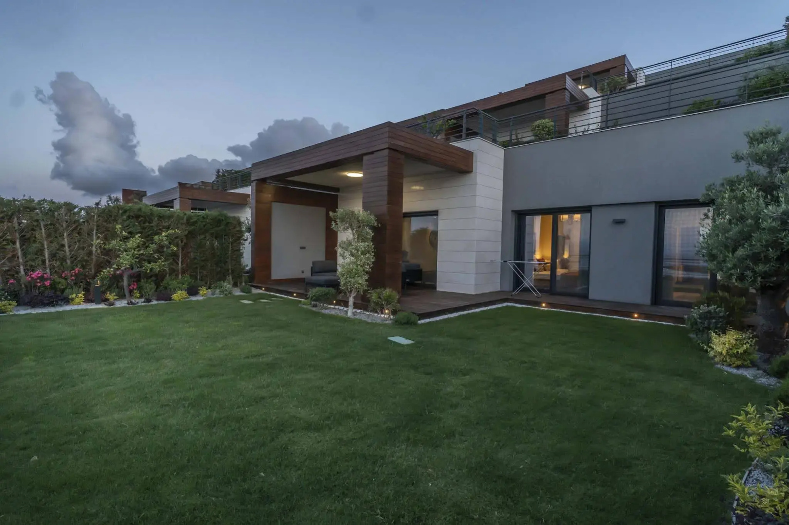Red Rock Hotel & Suites by Selvese