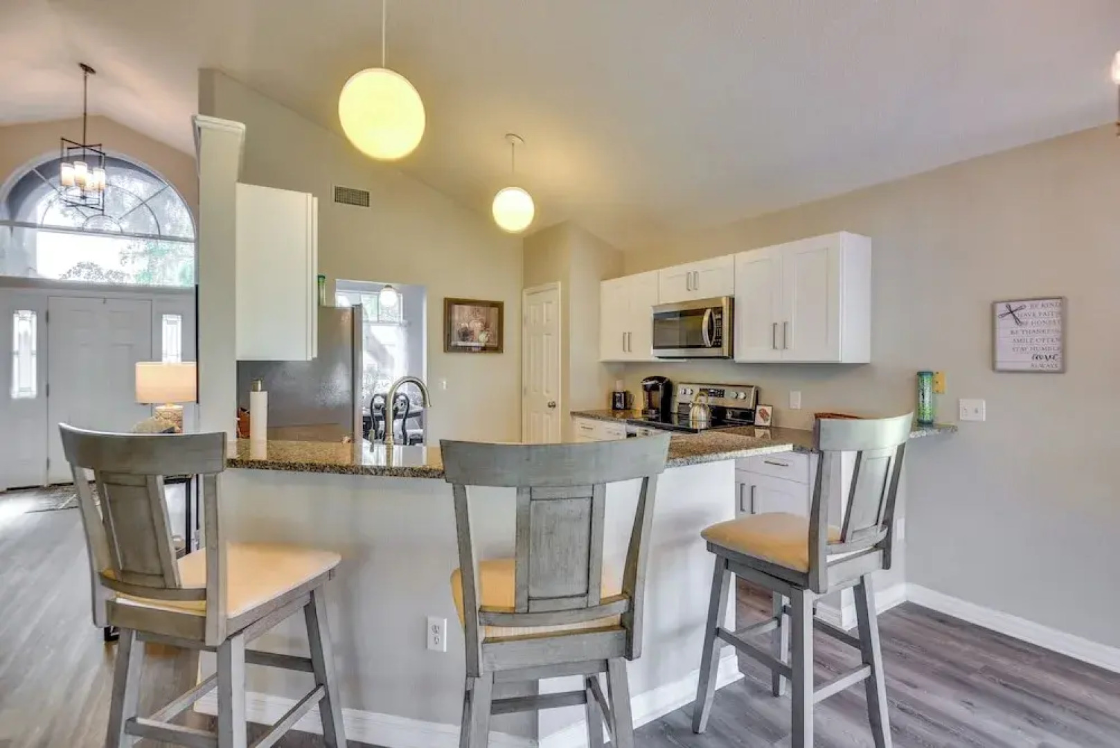 7 Mi to Beach: Pet-friendly Home in Port Orange!