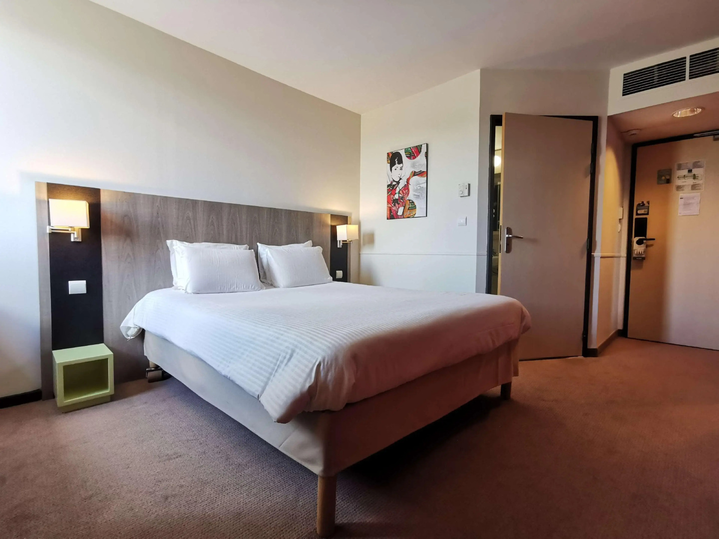 Mercure Chartres Est