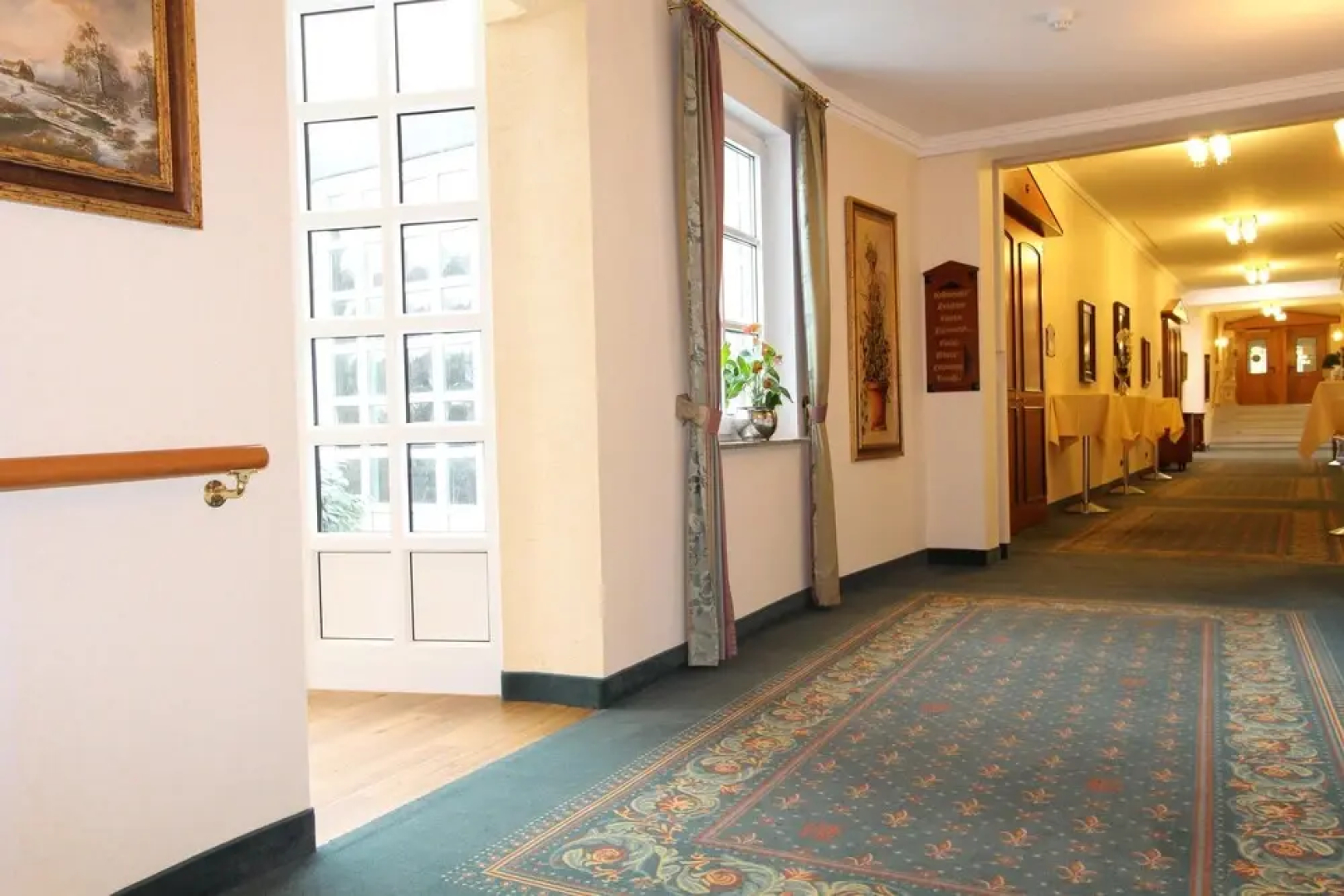 Eden Hotel
