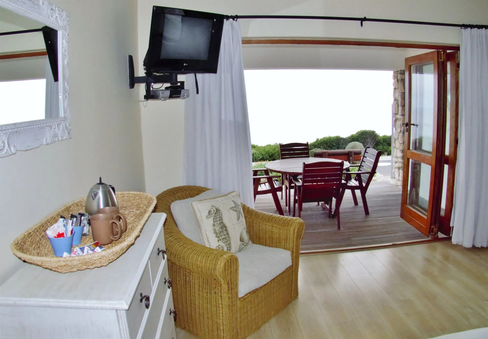 Kleinzee Oceanfront Guesthouse