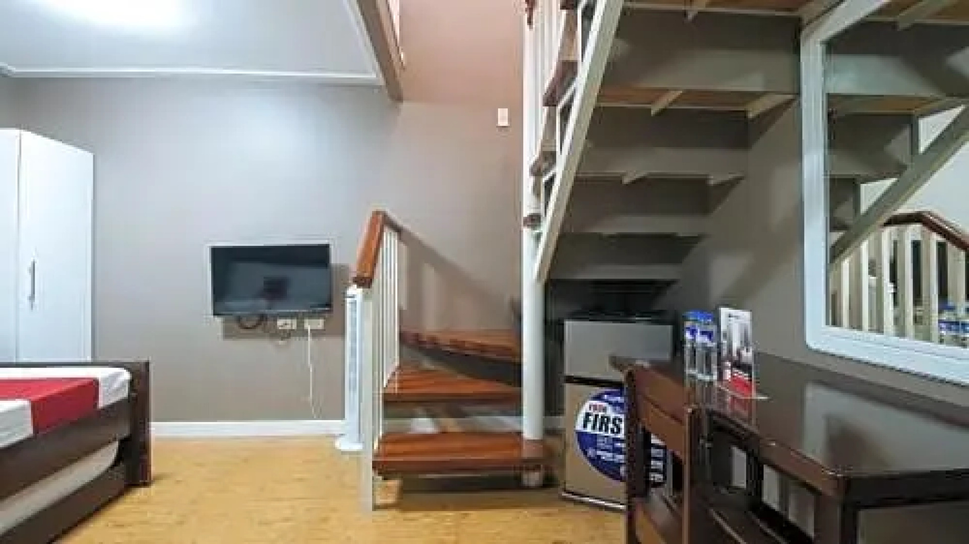 RedDoorz Premium at Trece Indang Road