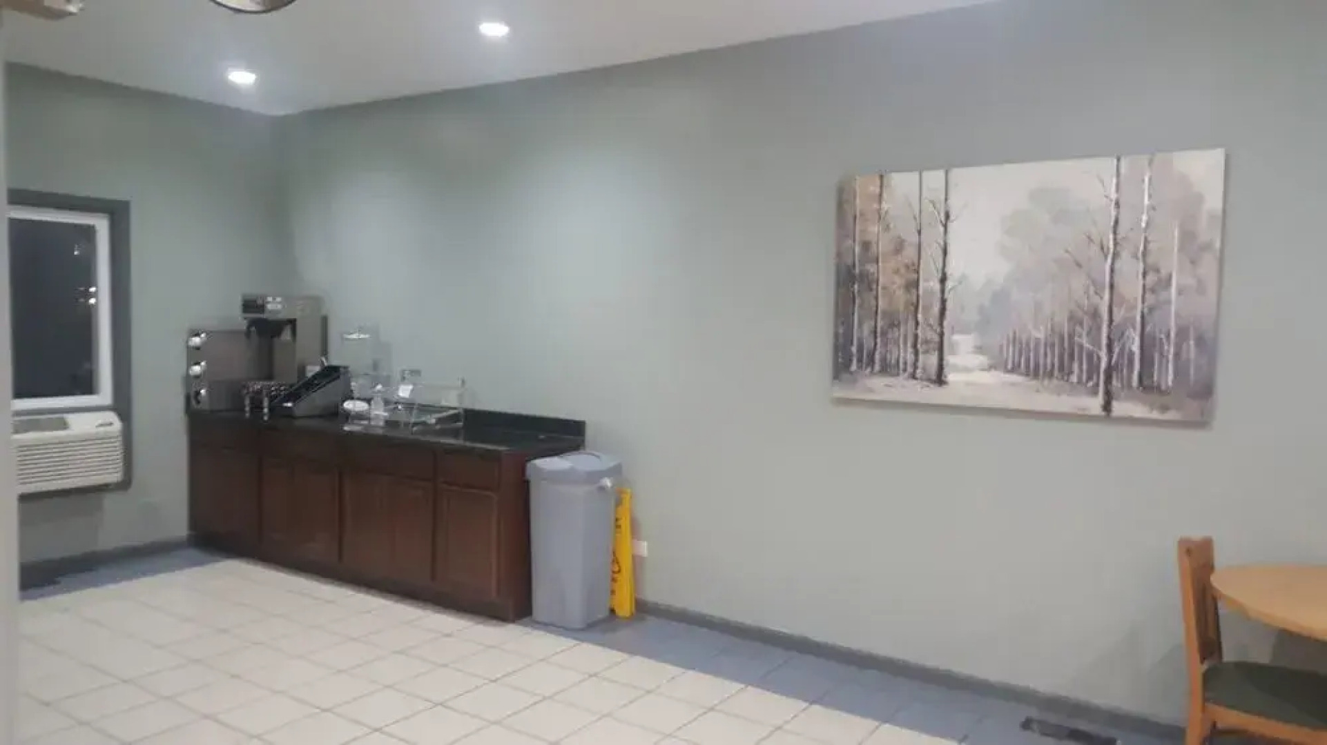 Americas Best Value Inn & Suites