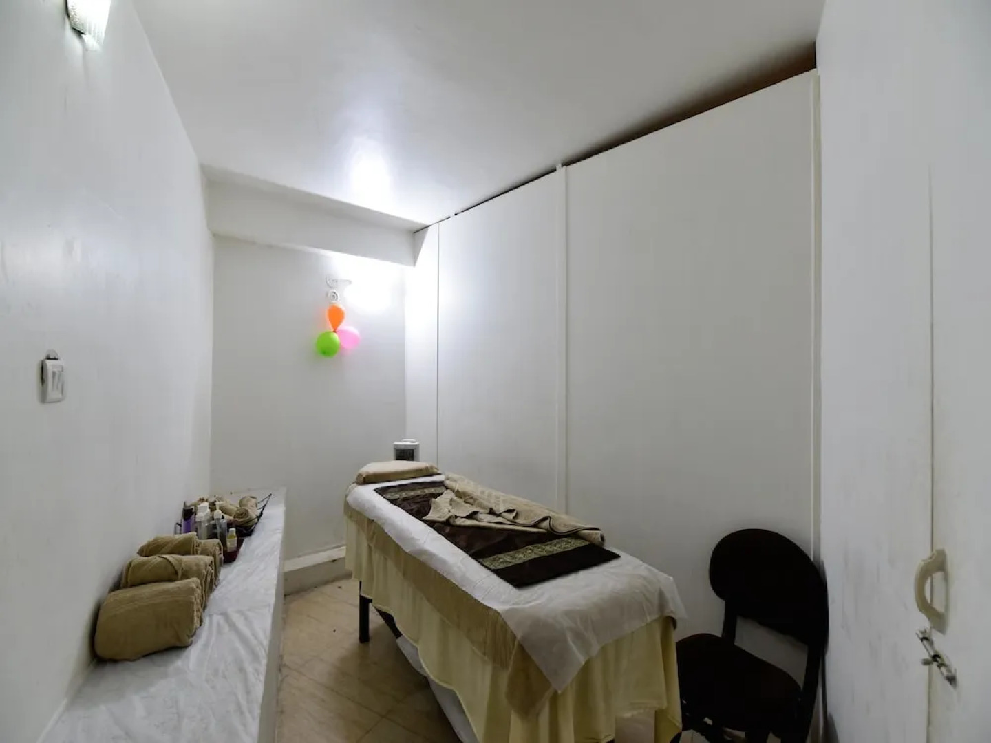 OYO 1492 Hotel Broadway Inn