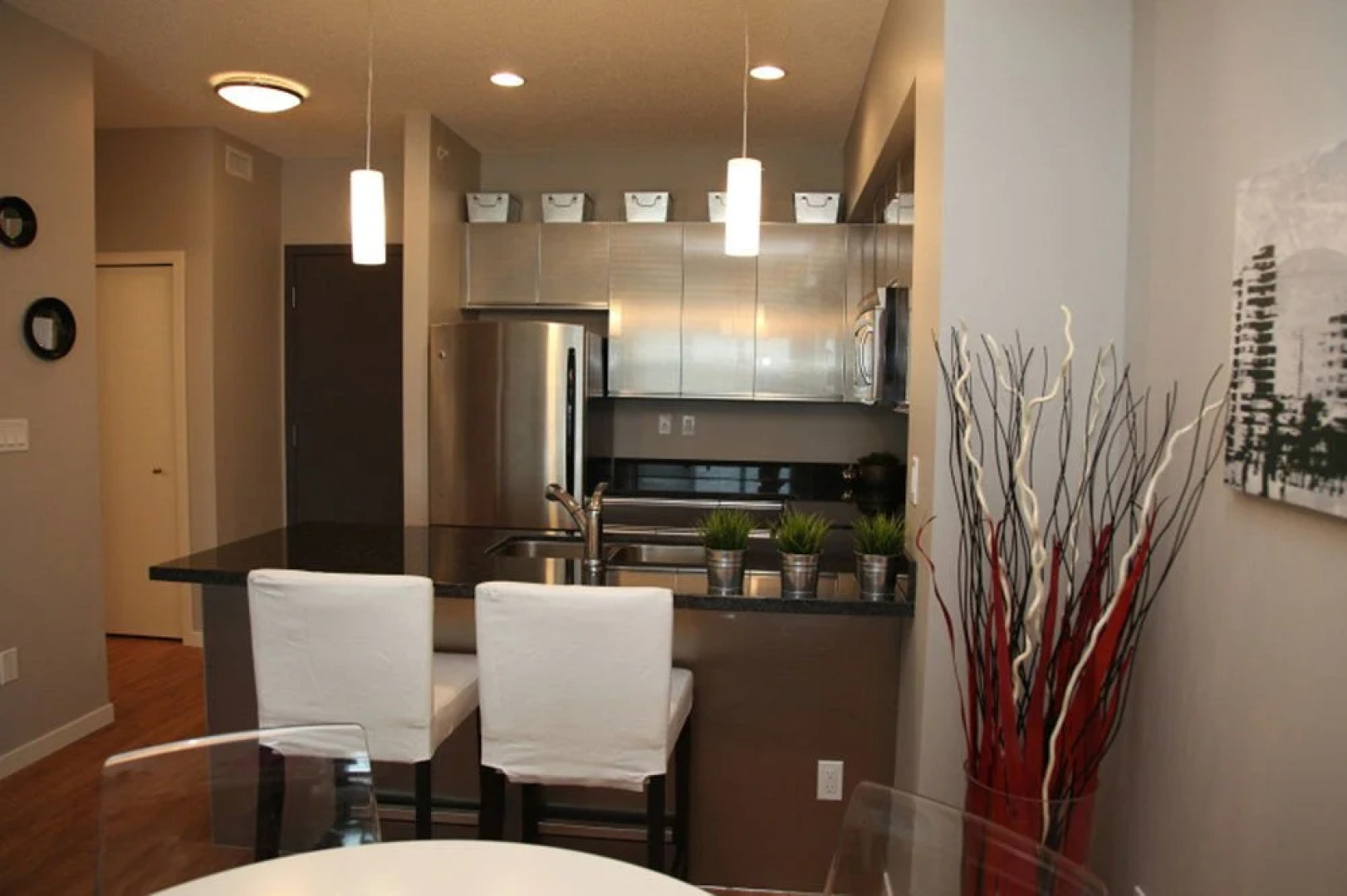 O hotel suites Airdrie Copperstone