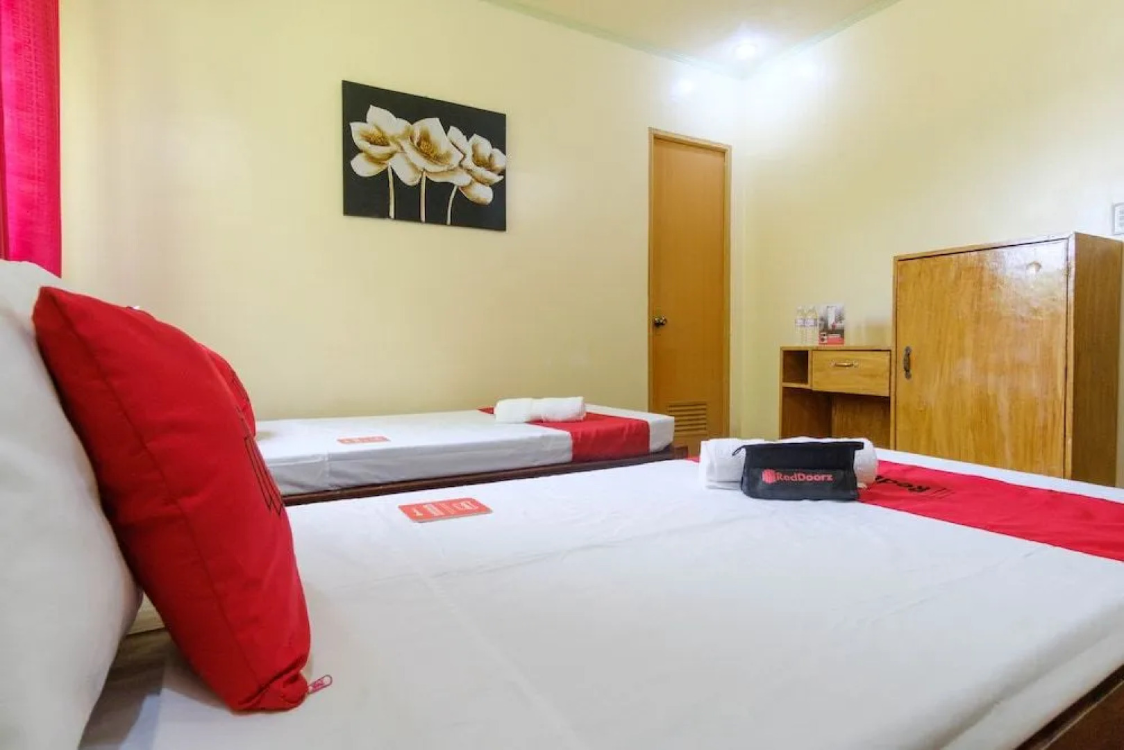 RedDoorz @ Poblacion 6 Coron