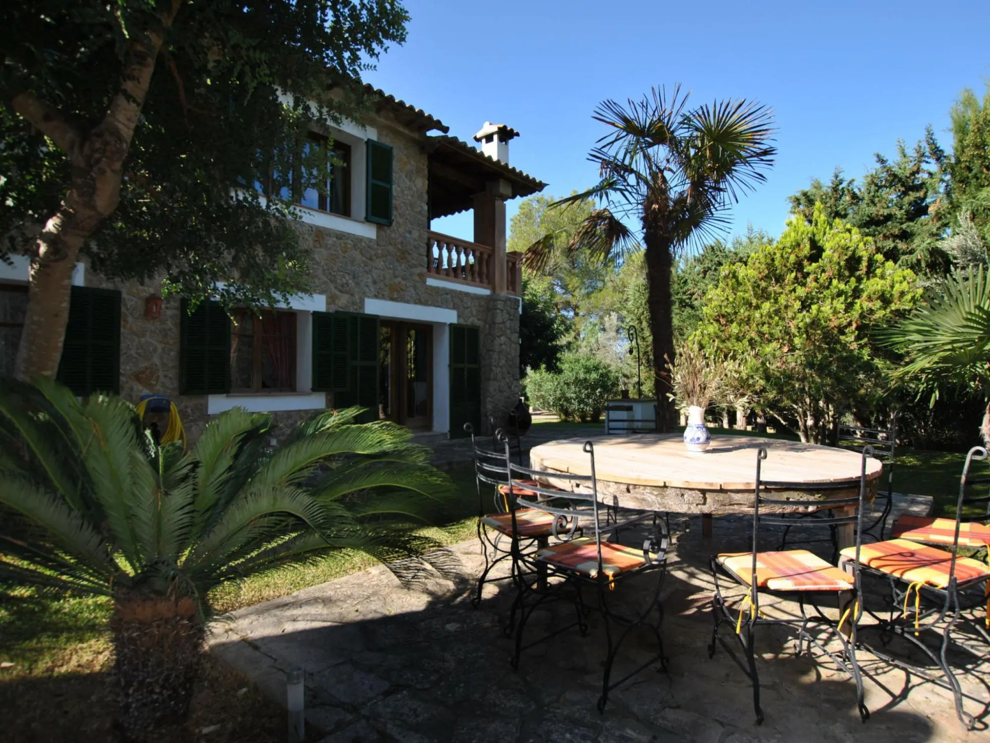 Spacious Mansion in Alaró With Swimming Pool