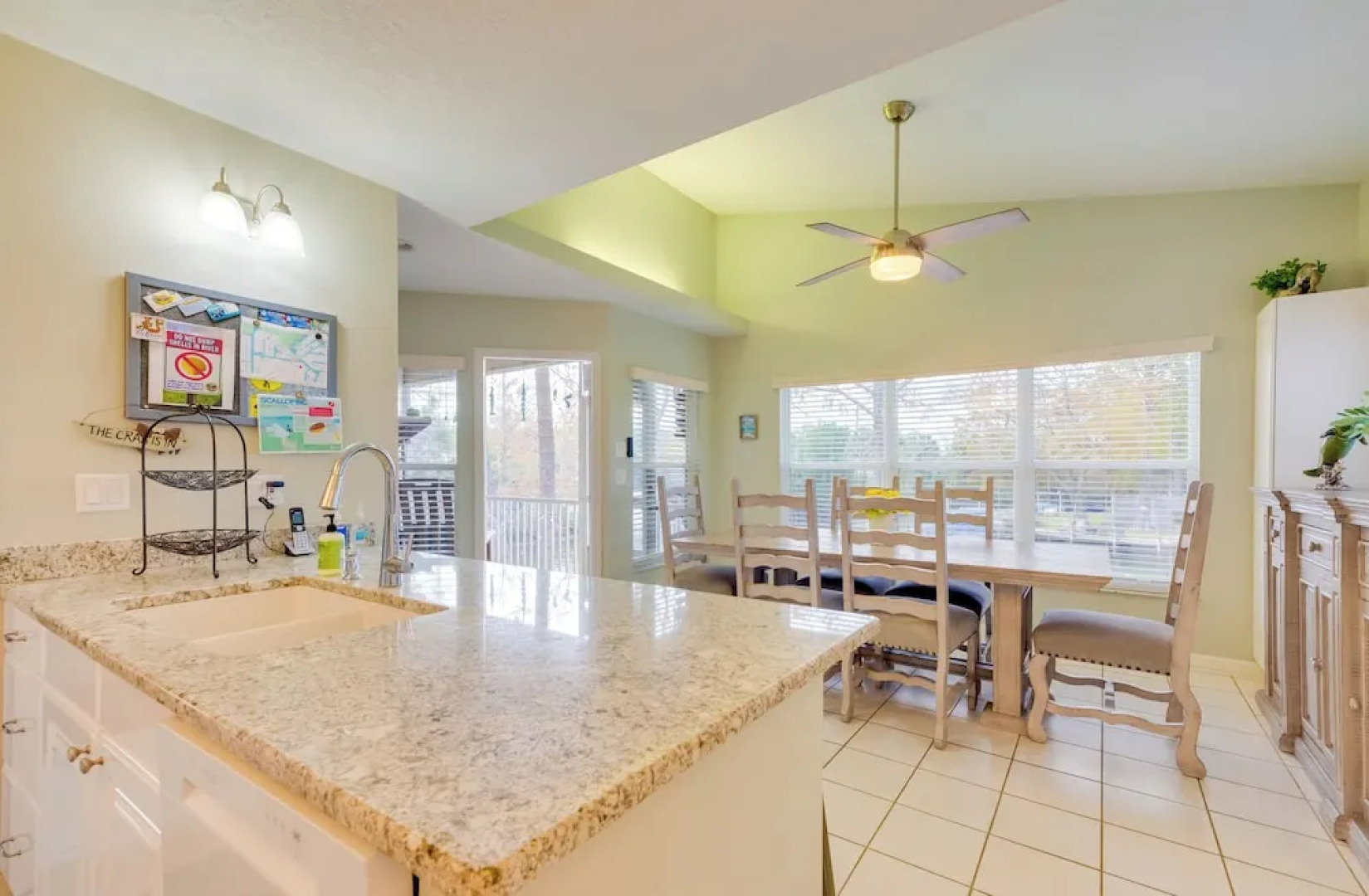 Weeki Wachee River Home on Main River by Park!