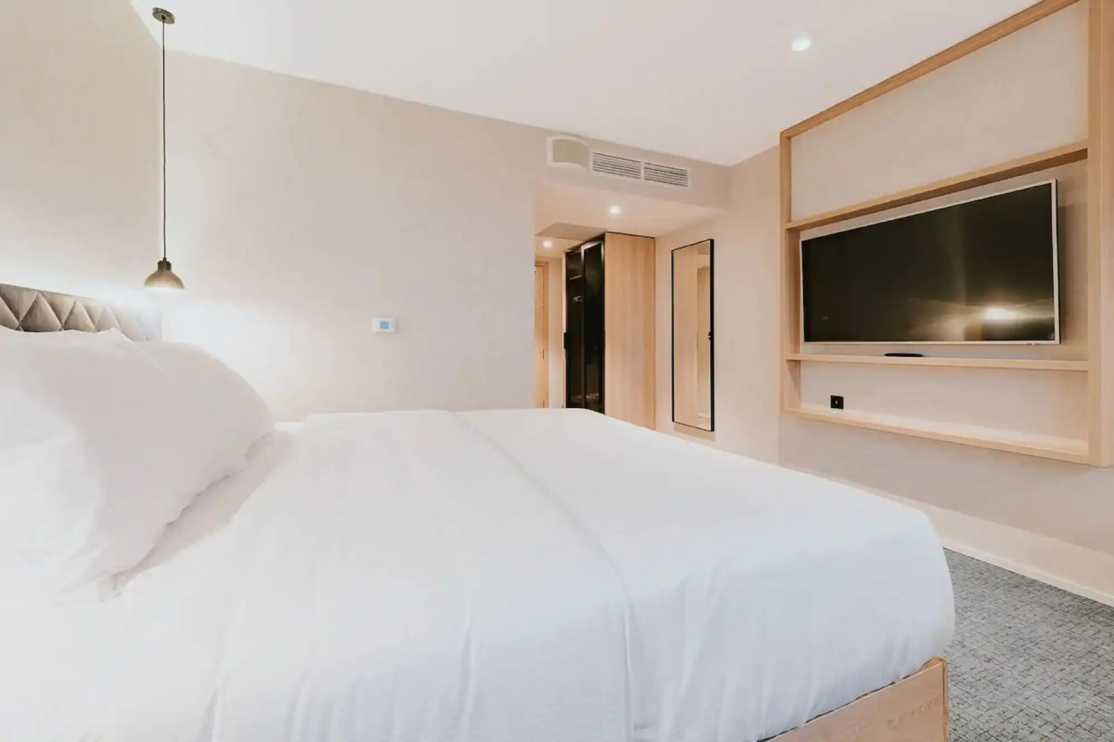 Sangate Hotel Airport