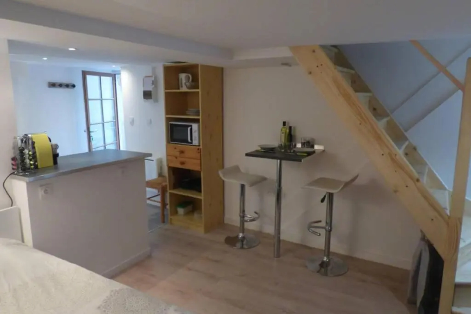 Studio Neuf Avec Courette Privative