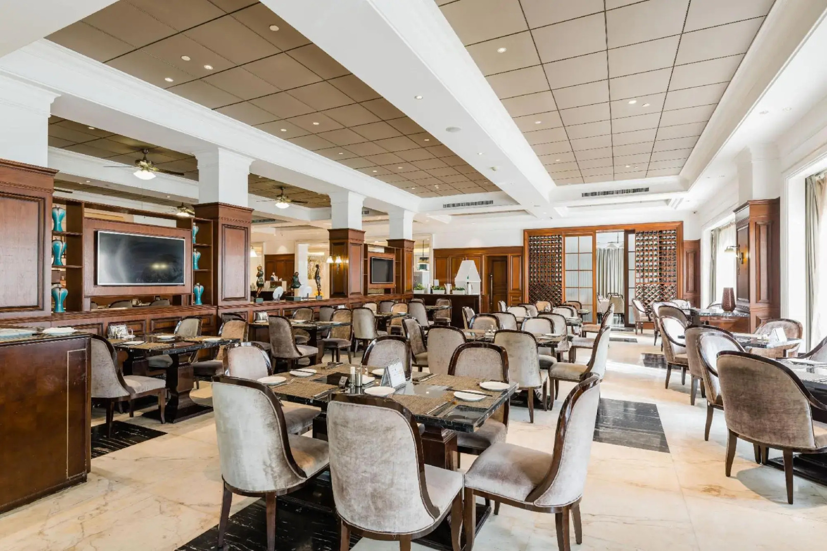 S & N International Hotel Linhai