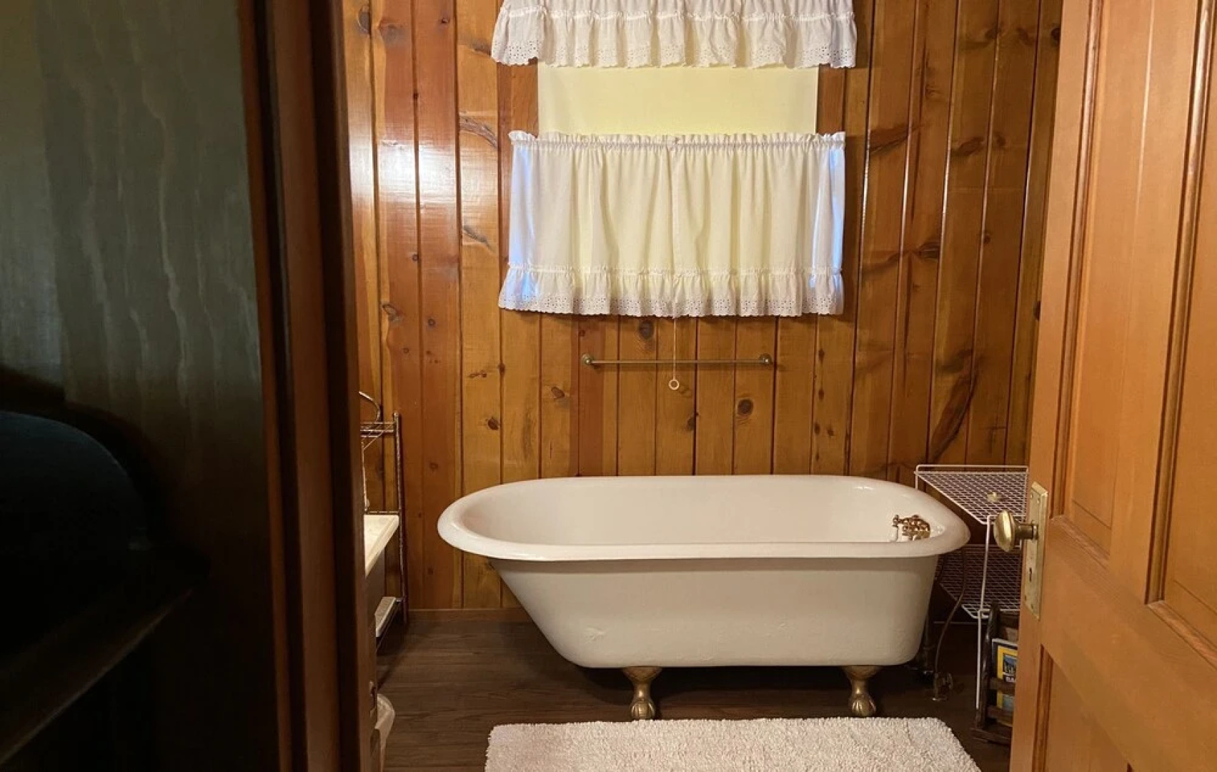 Hale Lani 16 2 Bedroom Cabin by Redawning
