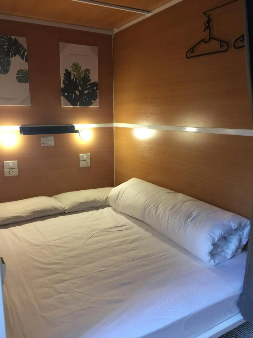 VX The Fifty - Hostel