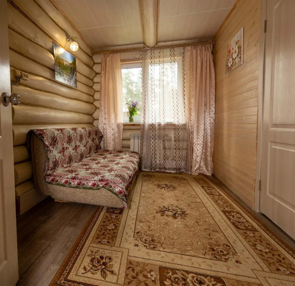 Дом у реки