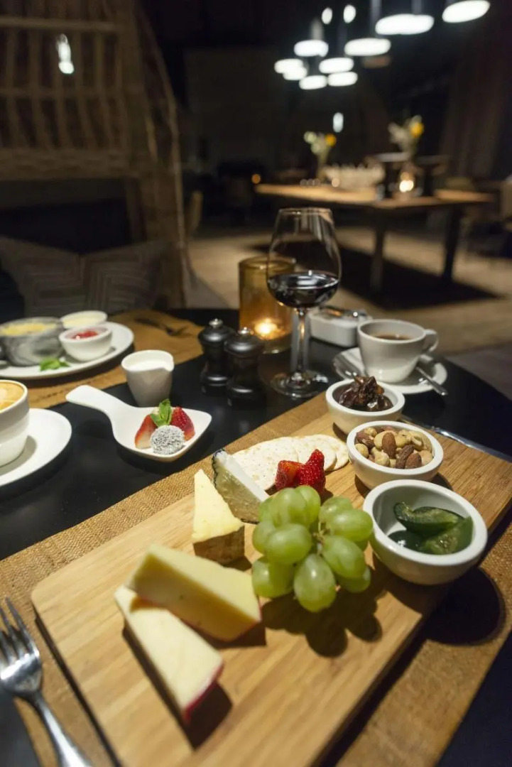 Shamwari Eagles Crag