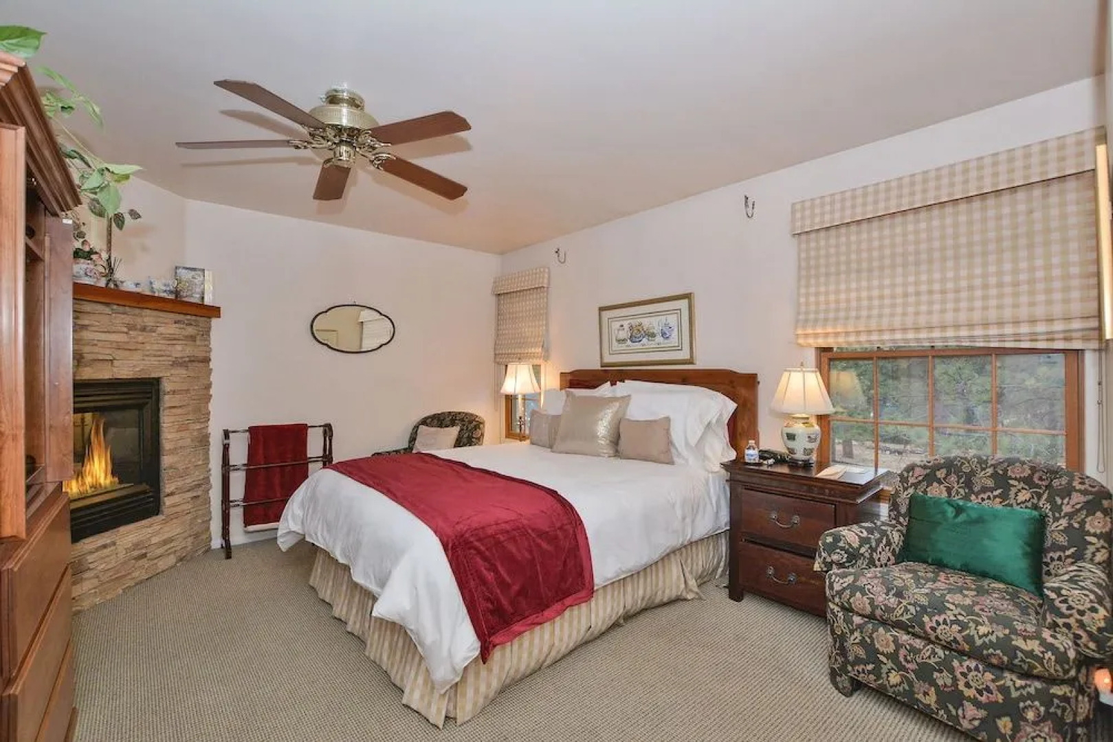 Alpenhorn Bed And Breakfast Inn