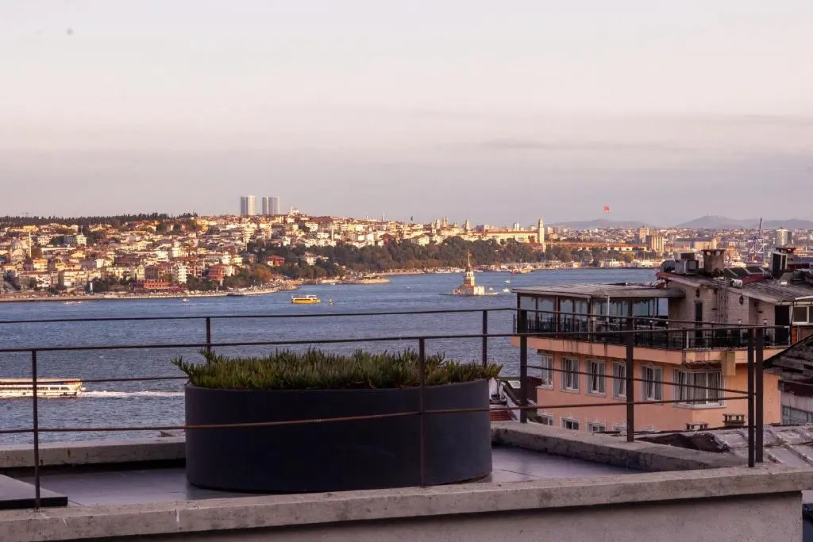 Etiz Hotels & Residences