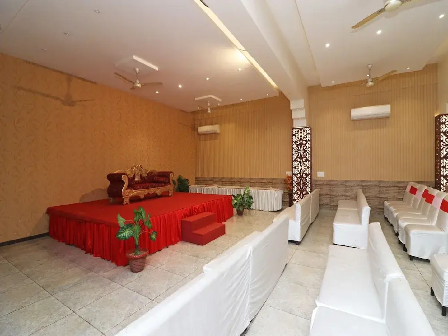 Oyo 3396 Hotel Parichay