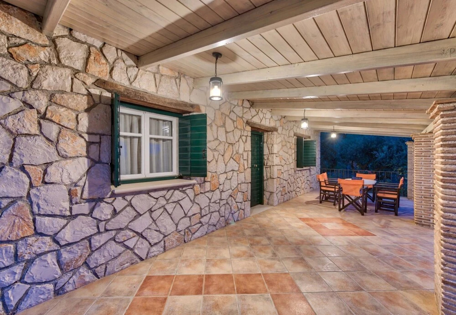 Villa Marathonisi 500 mt From sea