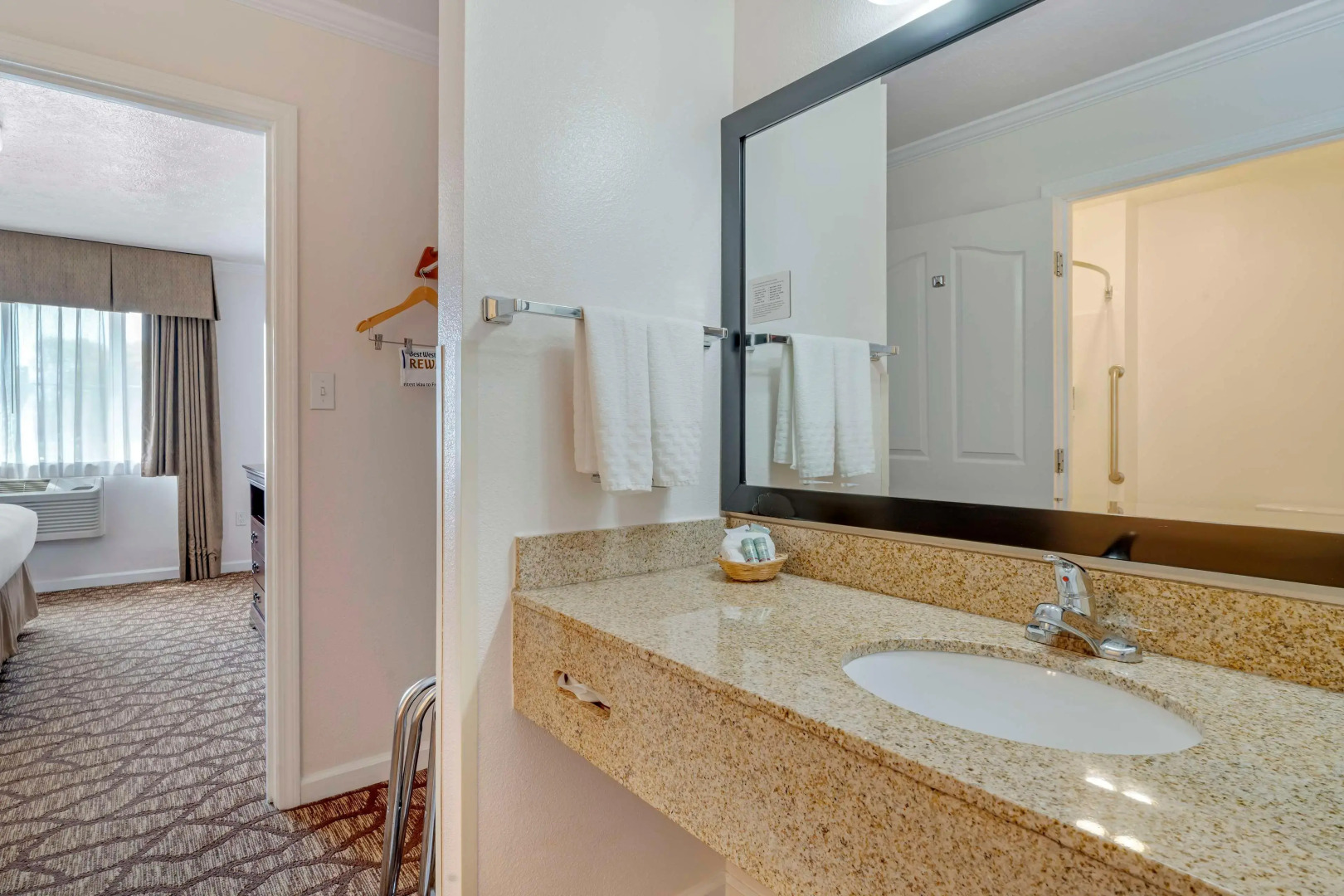 Best Western Salinas Monterey Hotel