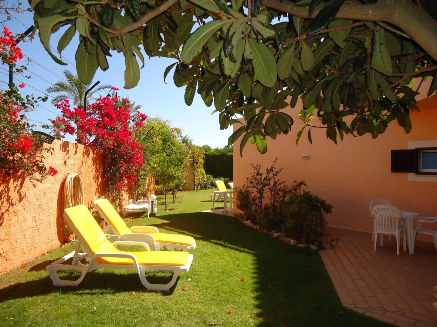 Canavial I & II Apartments