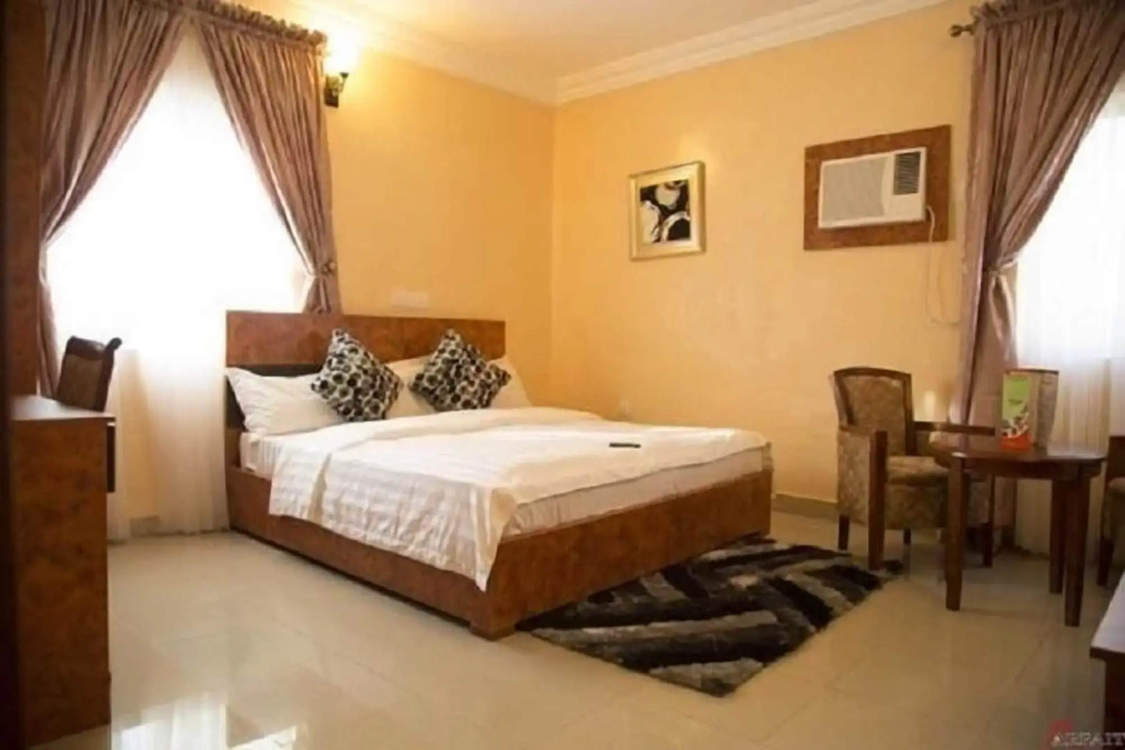 Petrus Hotels Royale