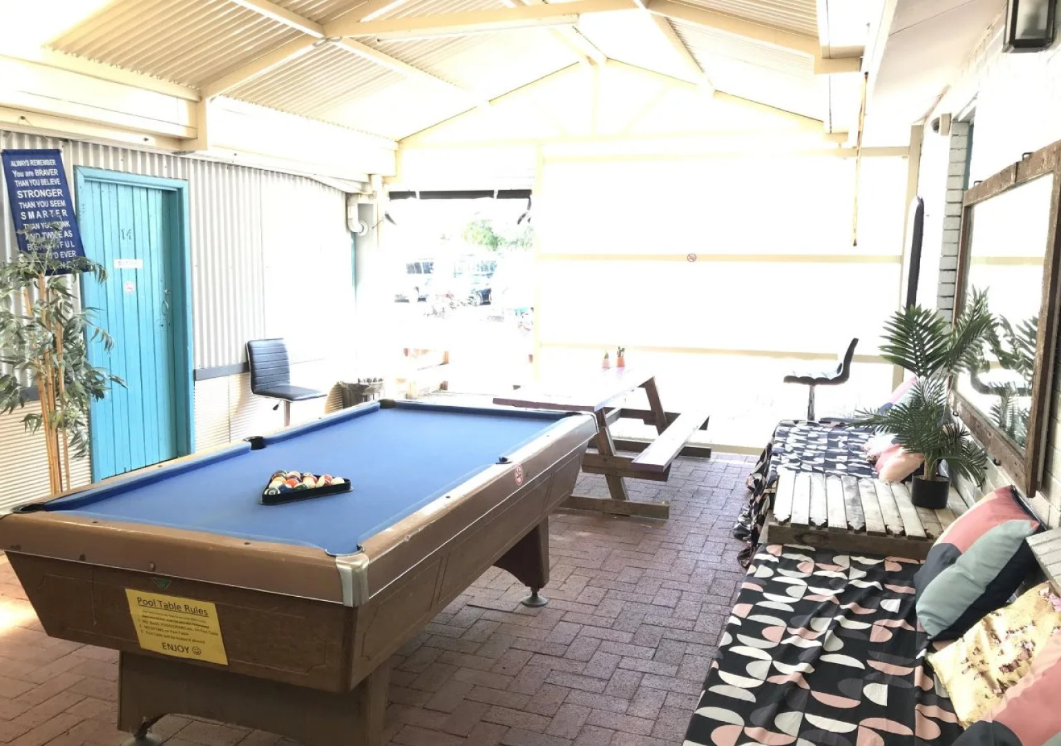 Wander Inn – Bunbury Backpackers
