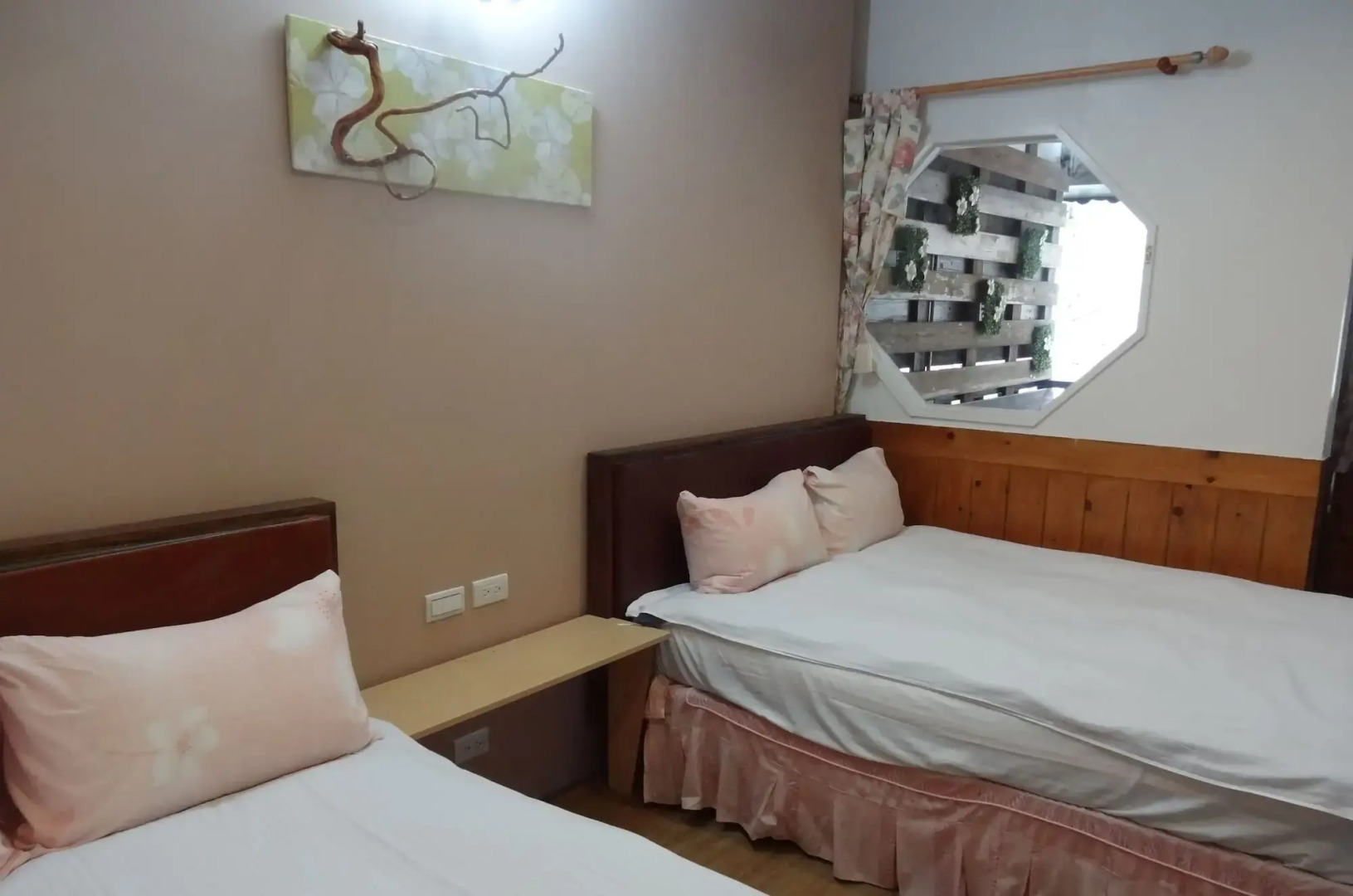 Shan Shui-Yuan Vege Guest House