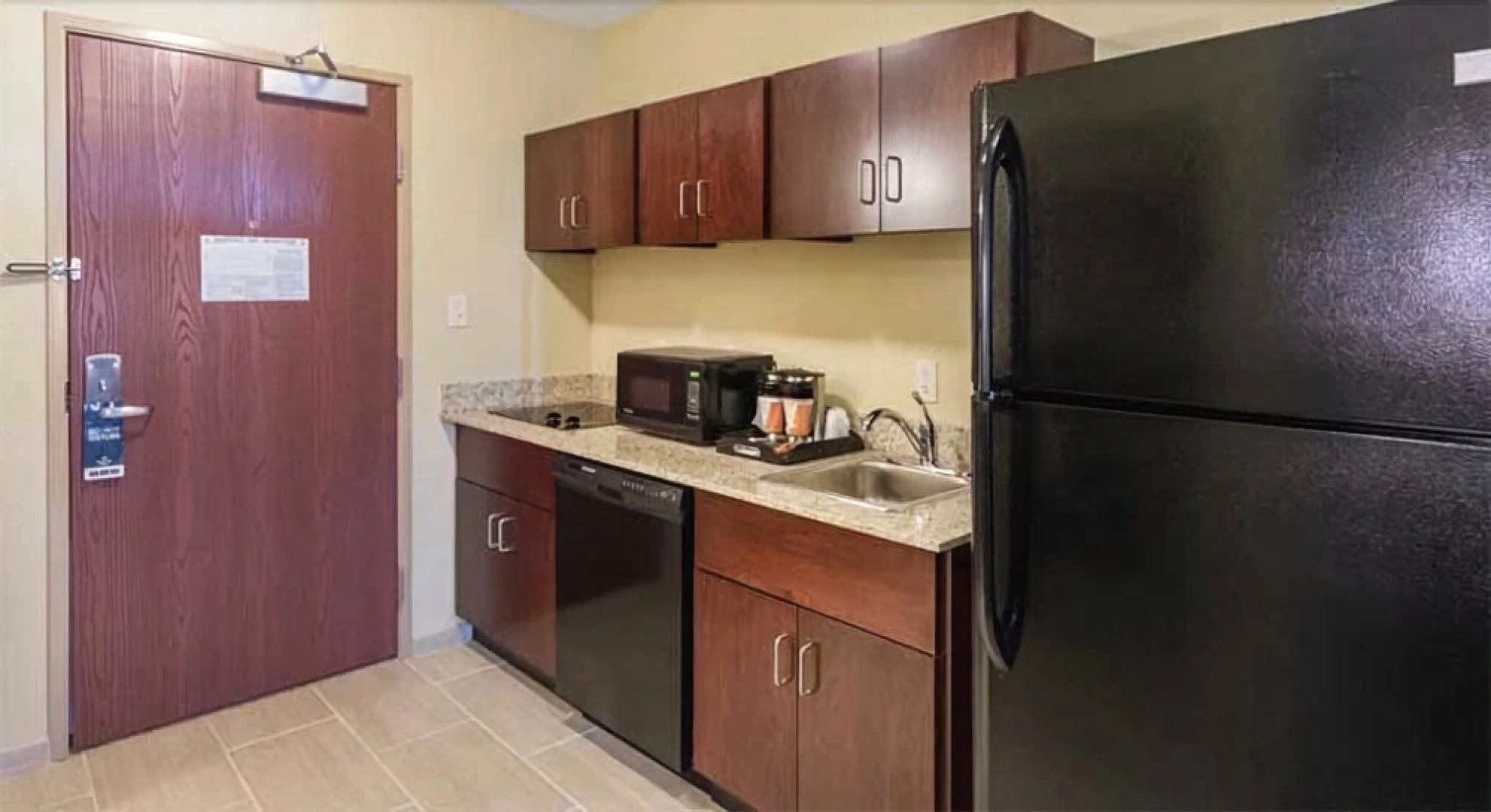 Cobblestone Hotel & Suites - Pecos