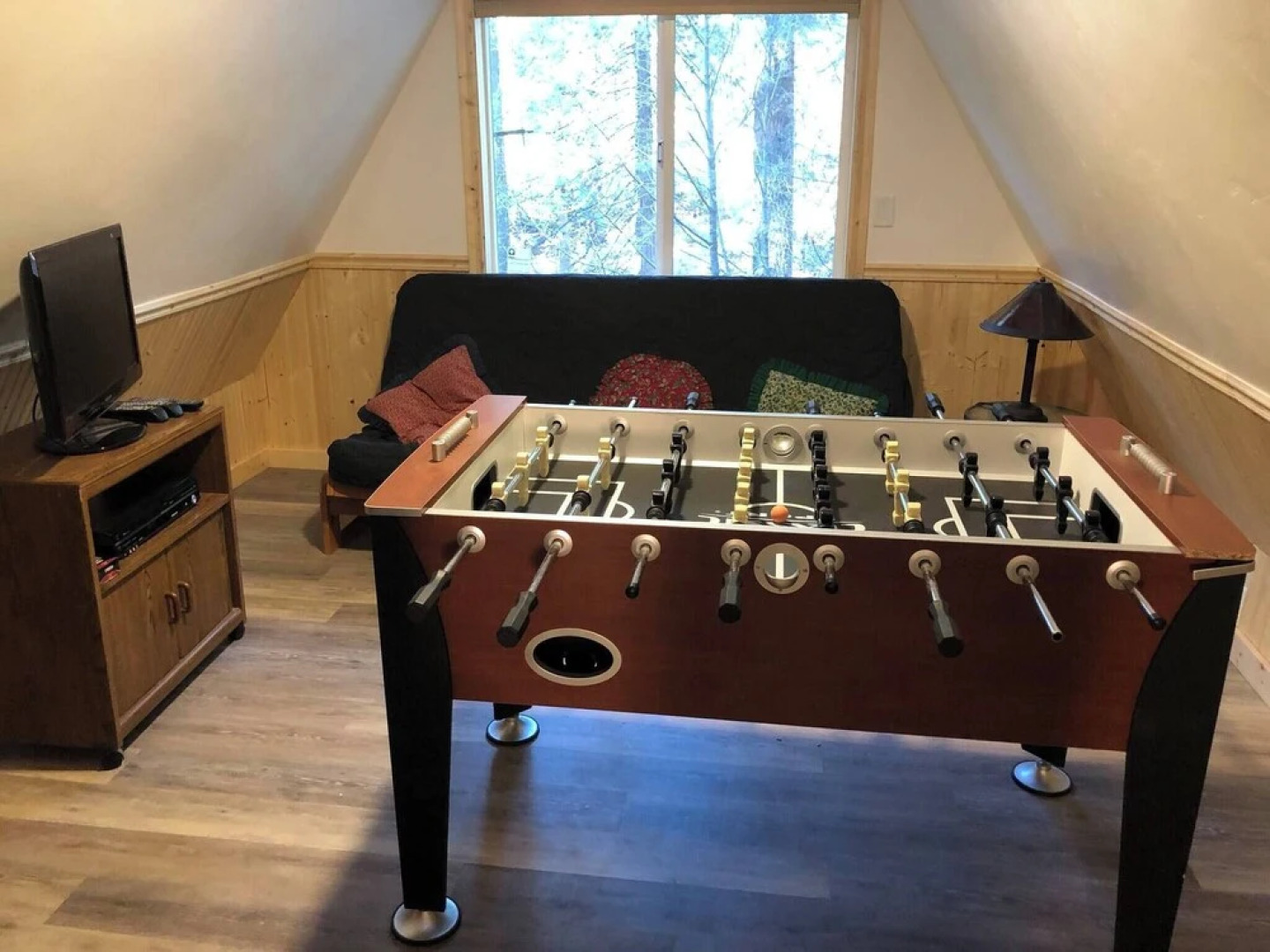 Glorious Summer At Cabin On The Creek