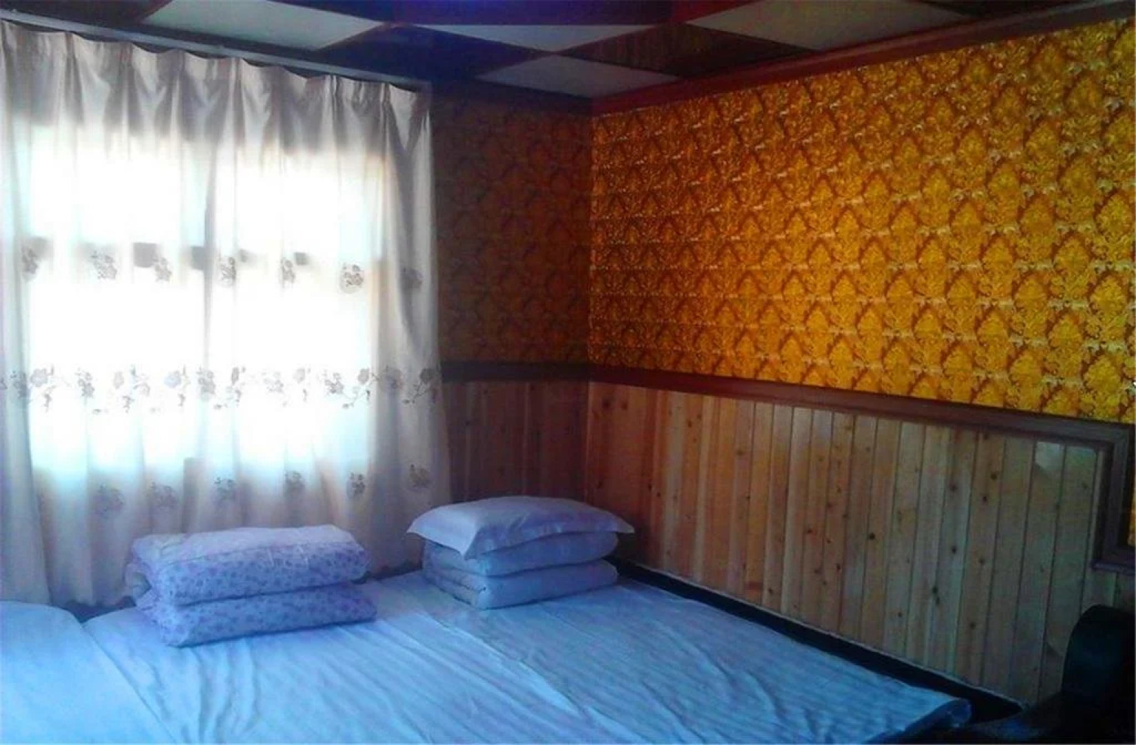 Xiahe Yangzong Hostel