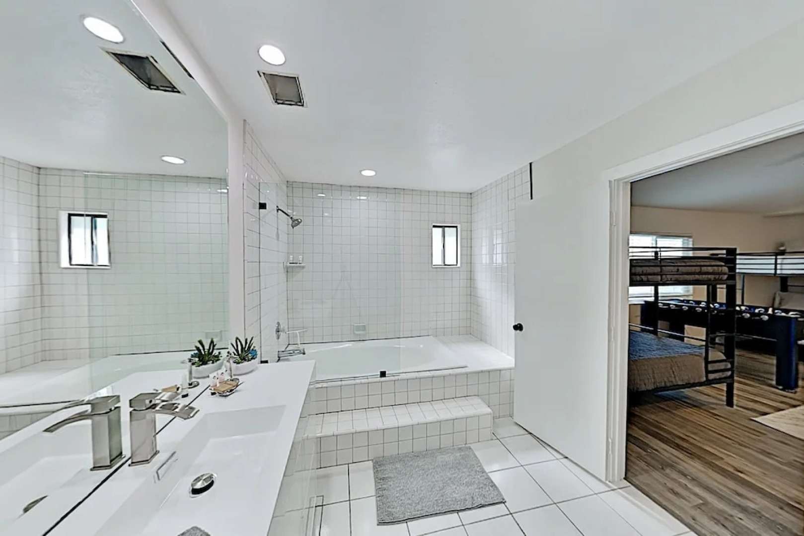 79271spa 3 Bedroom Home