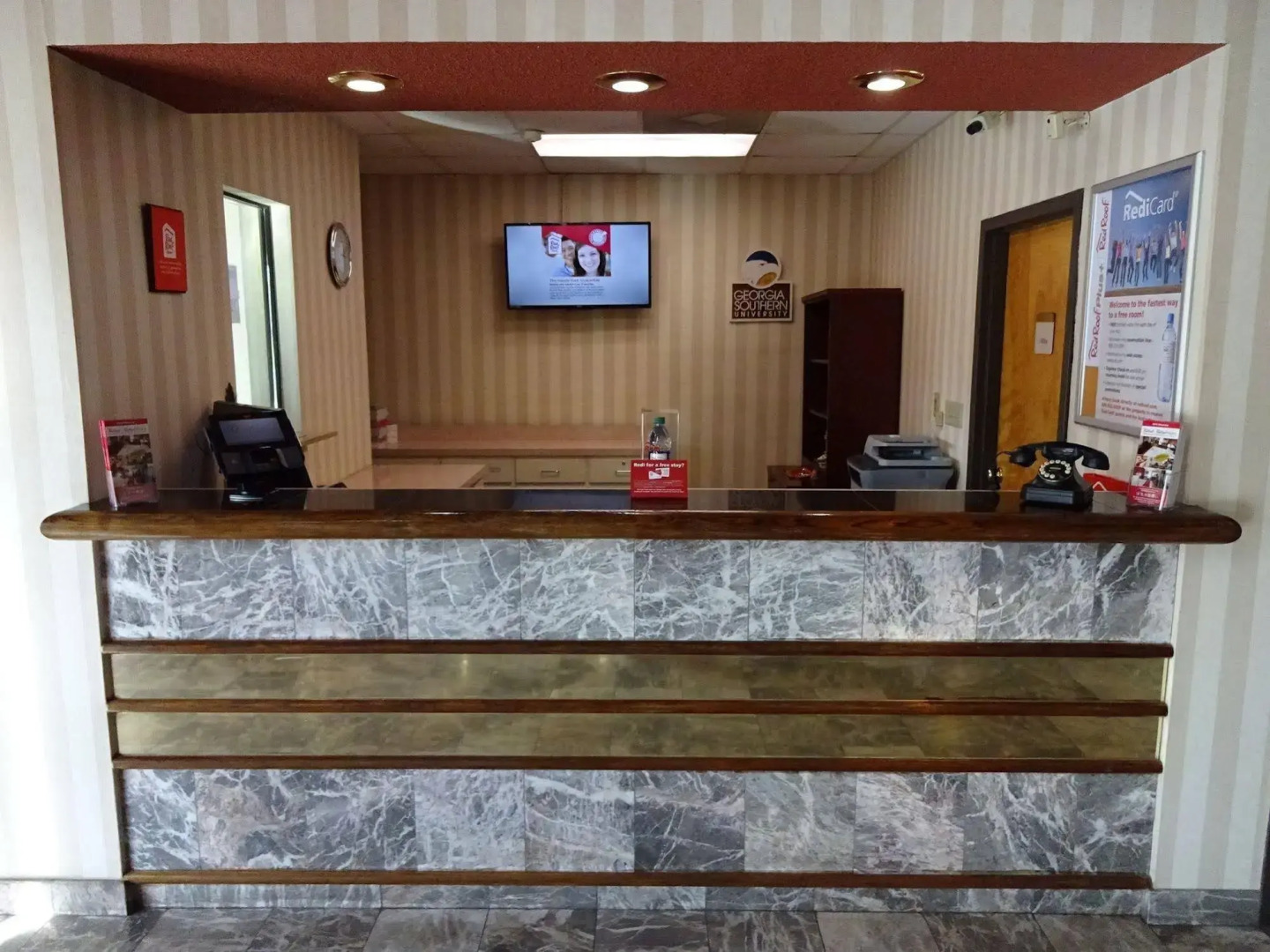 Red Roof Inn & Suites Statesboro - University